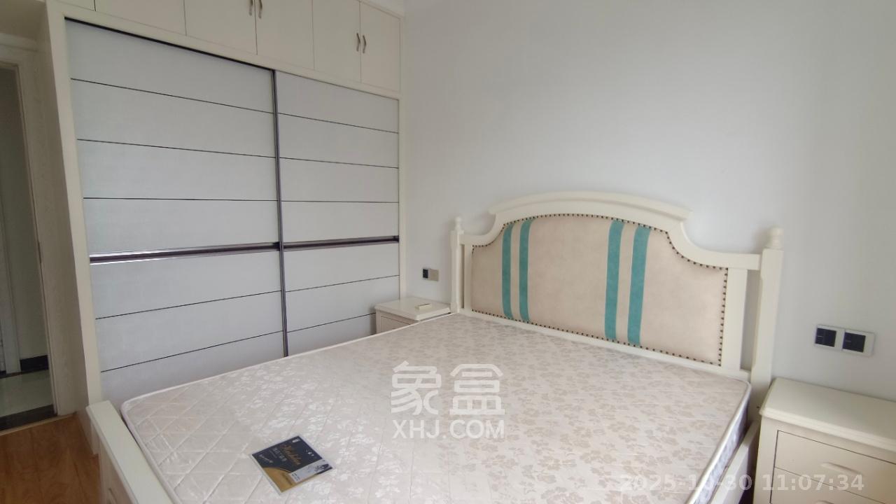 湘江世纪城鸿江苑  2室1厅1卫    2300.0元/月室内图