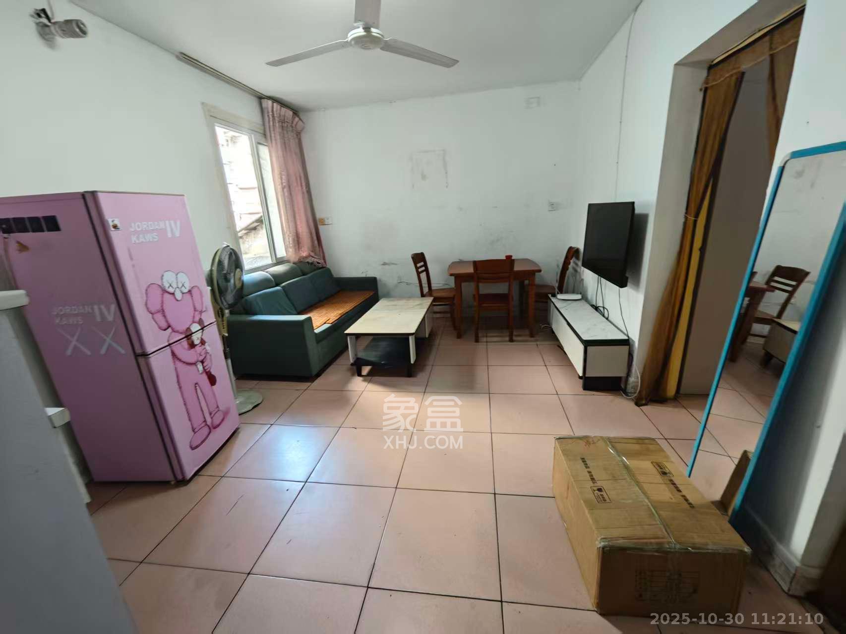 书院路散盘  2室1厅1卫    1400.0元/月 书院路散盘  2室1厅1卫    1400.0元/月