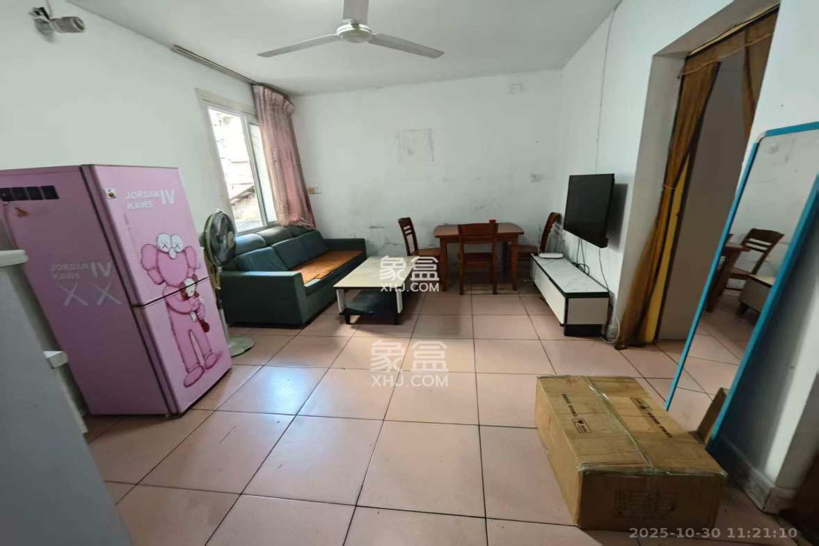 书院路散盘  2室1厅1卫    1400.0元/月 书院路散盘  2室1厅1卫    1400.0元/月室内图