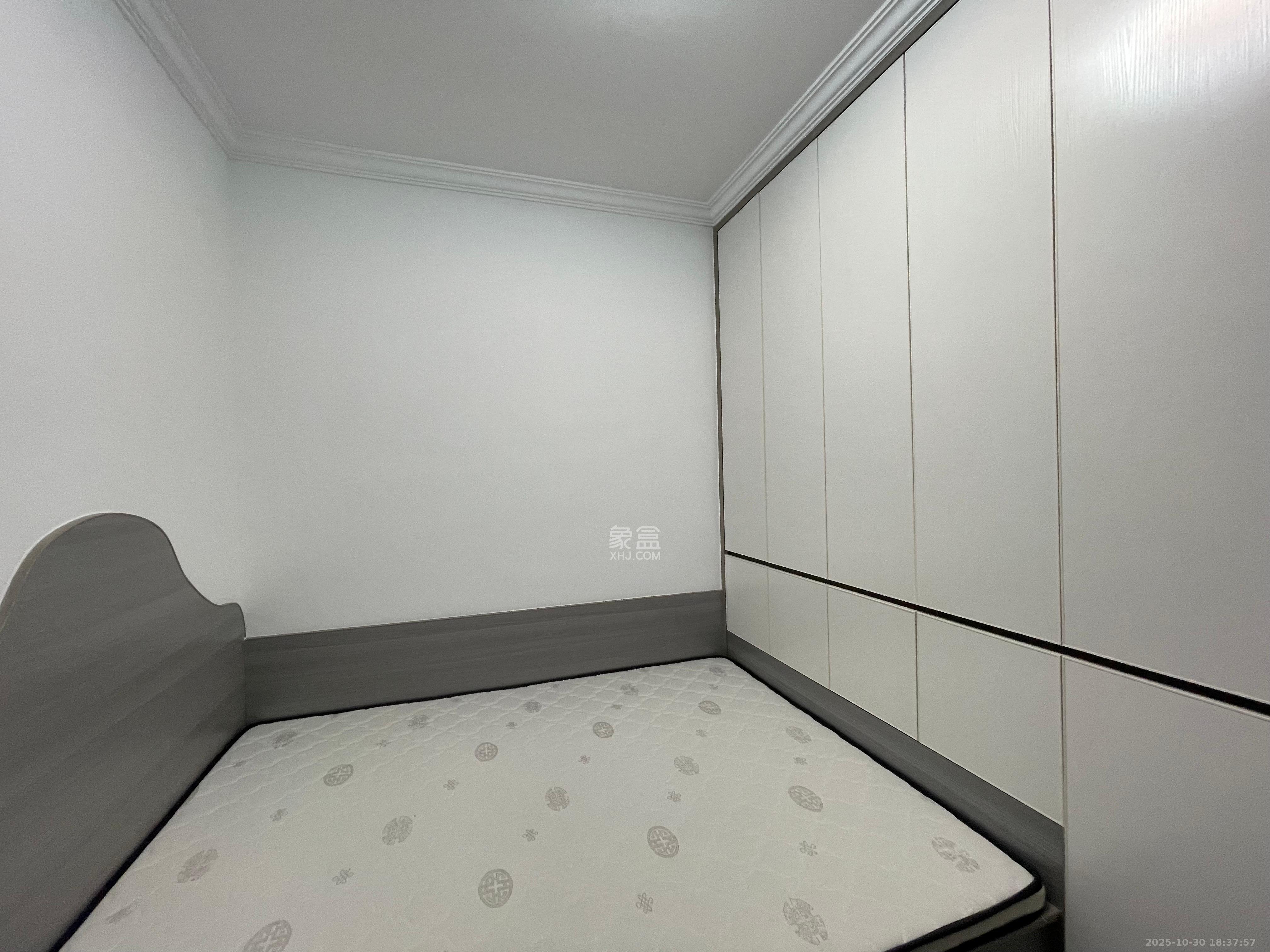 旭日嘉苑  1室0厅0卫    2500.0元/月室内图