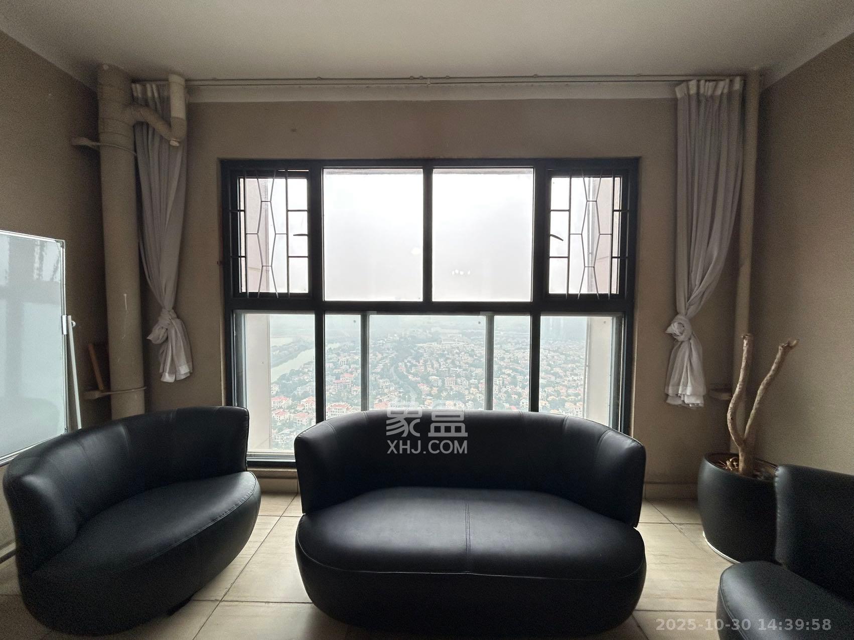 碧桂园威尼斯城  3室2厅2卫    2600.0元/月 碧桂园威尼斯城  3室2厅2卫    2600.0元/月室内图