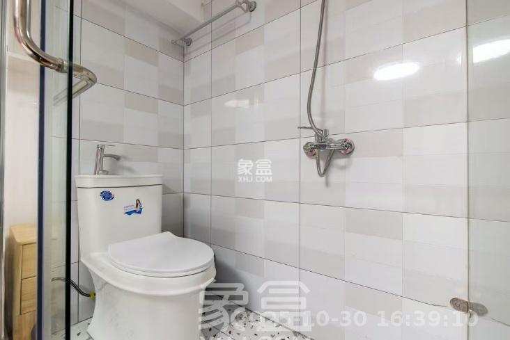 钱隆世家  3室2厅2卫    1600.0元/月 钱隆世家  3室2厅2卫    1600.0元/月室内图