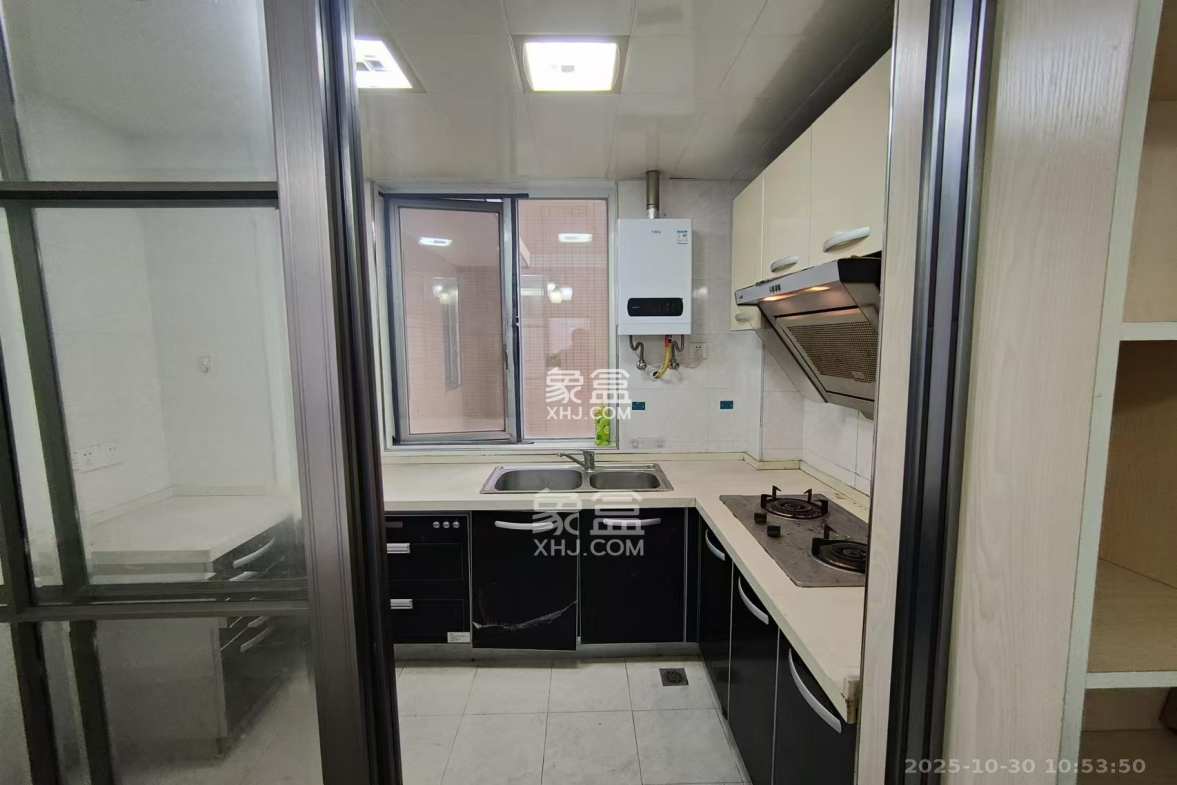 恒广国际景园一二区 3室2厅1卫 2000.0元/月 恒广国际景园一二区 3室2厅1卫 2000.0元/月室内图