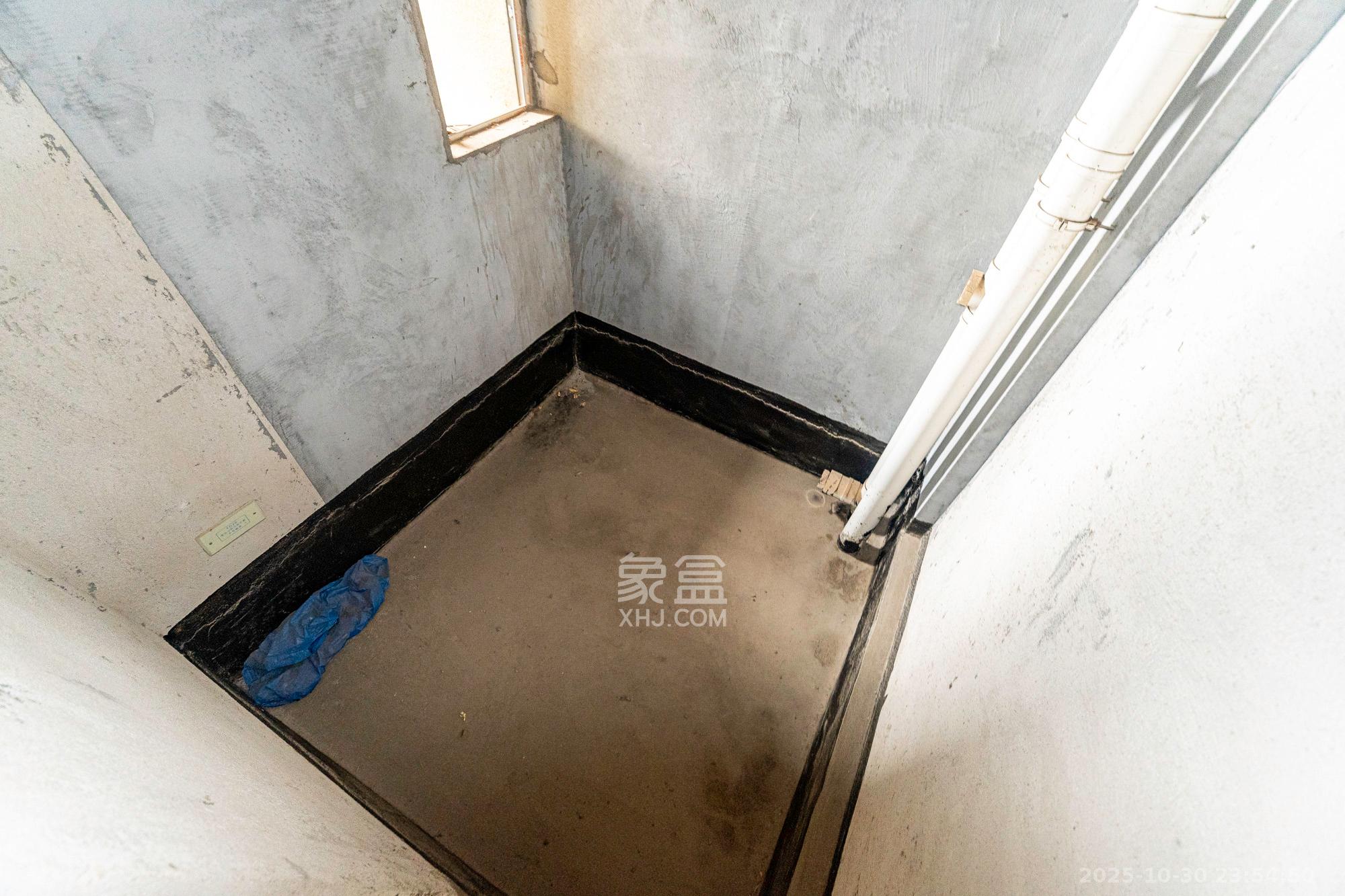 佳俊万家府  4室2厅2卫    109.0万 佳俊万家府  4室2厅2卫    109.0万卫生间