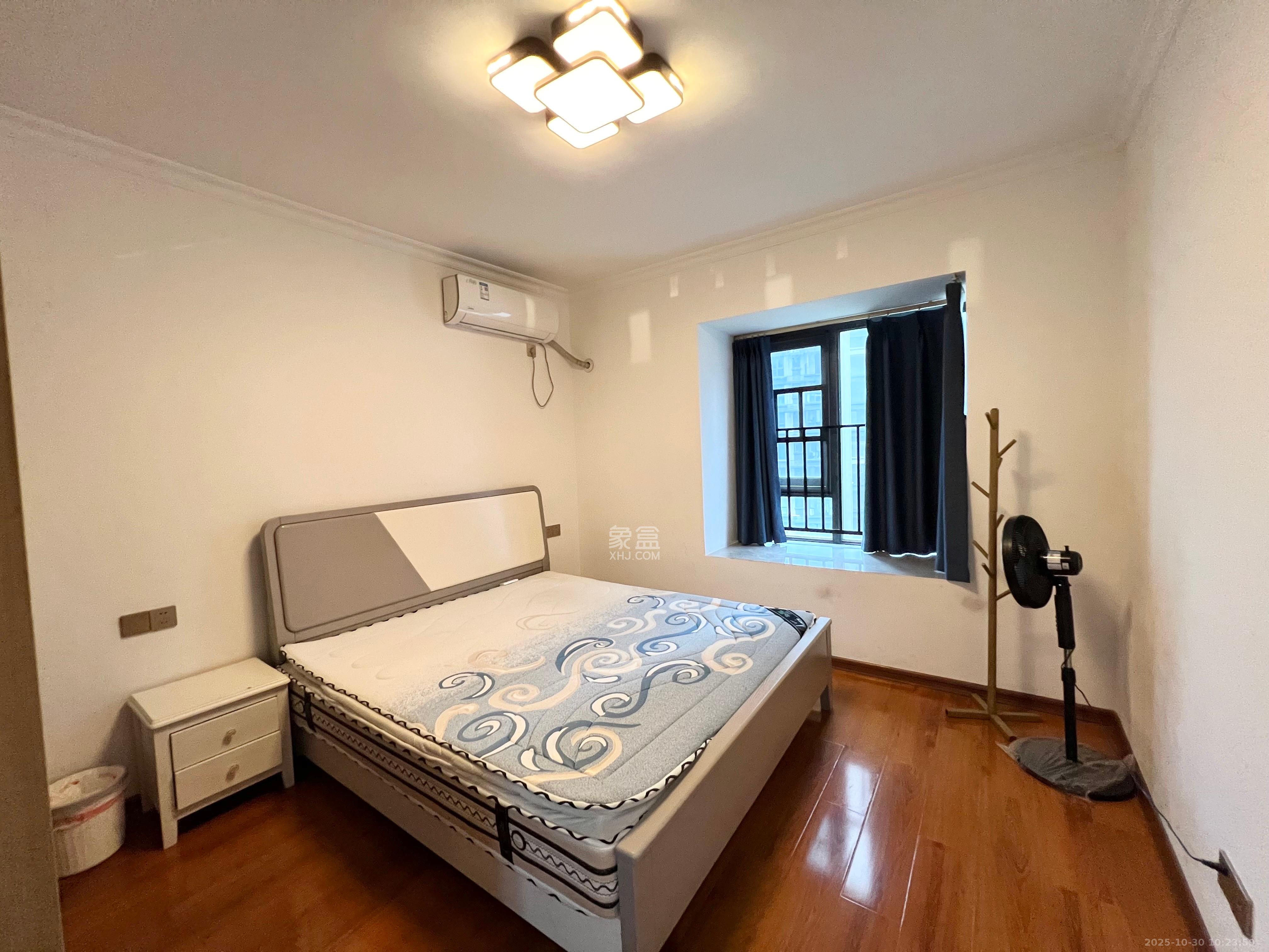 中建悦和城  4室2厅2卫    3200.0元/月室内图