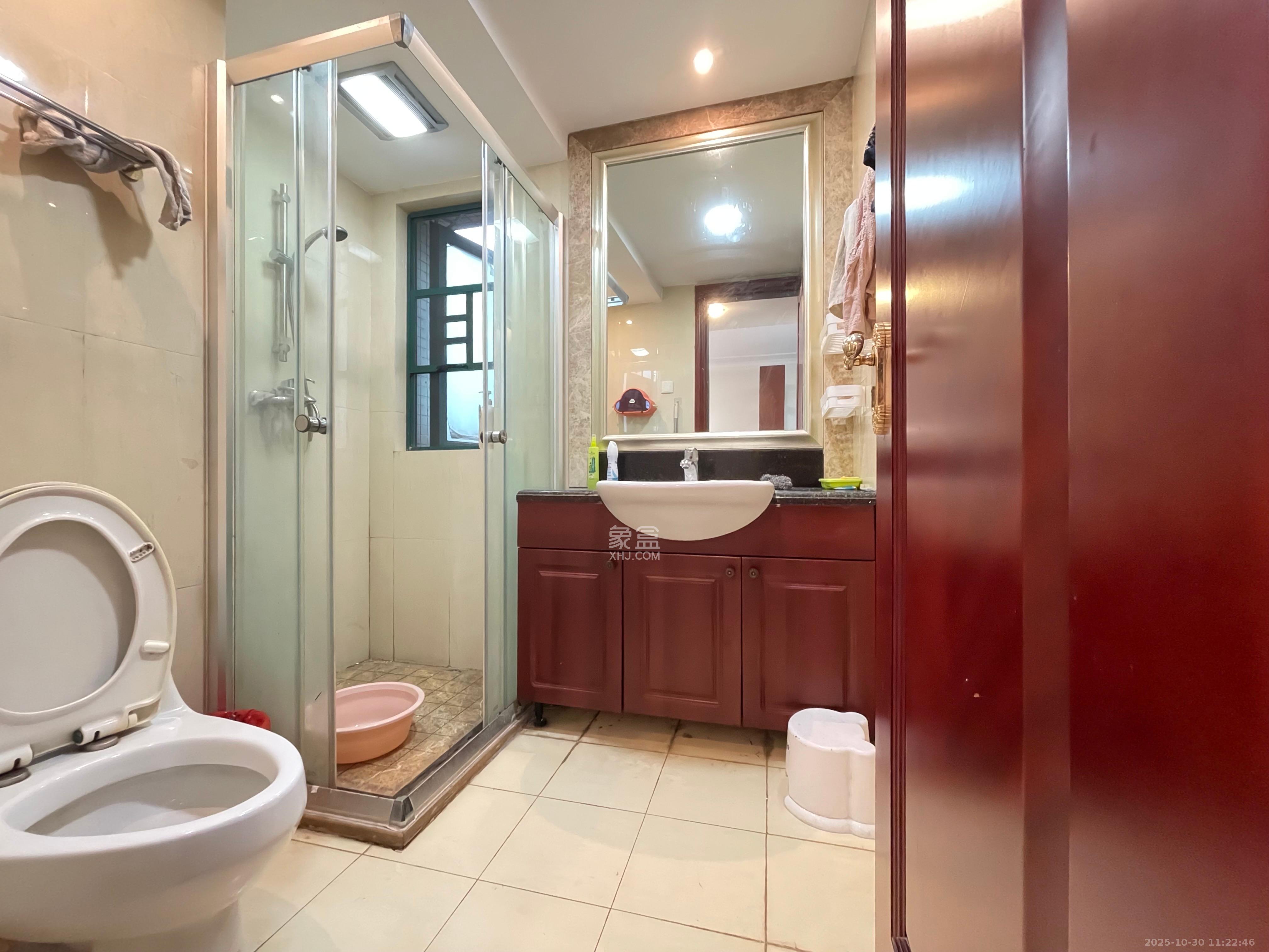 恒大名都  2室2厅1卫    1600.0元/月室内图