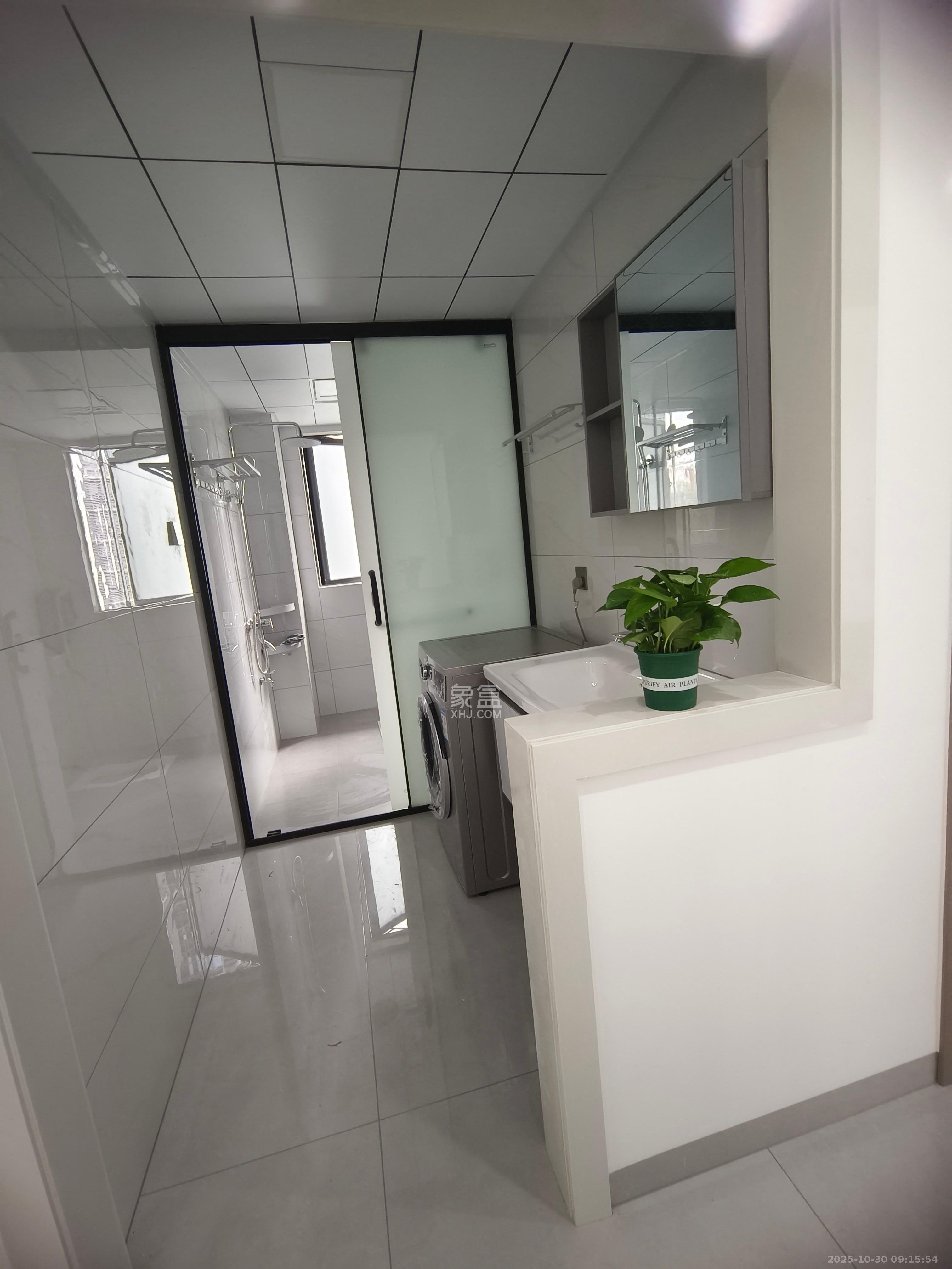 桃花嘉园 3室2厅1卫 2400.0元/月 桃花嘉园 3室2厅1卫 2400.0元/月室内图