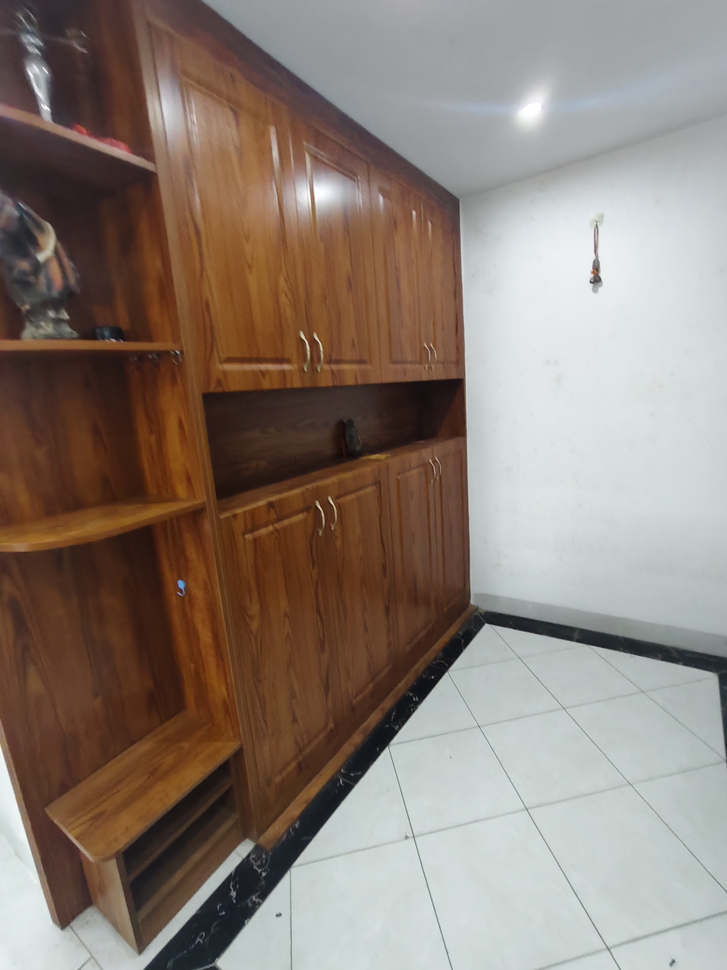 申鑫国际广场  3室2厅1卫    2800.0元/月室内图