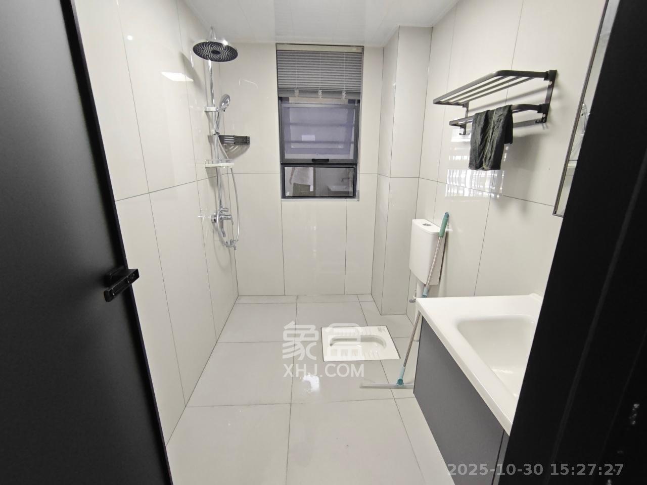 汉高学士府  3室2厅2卫    2600.0元/月室内图