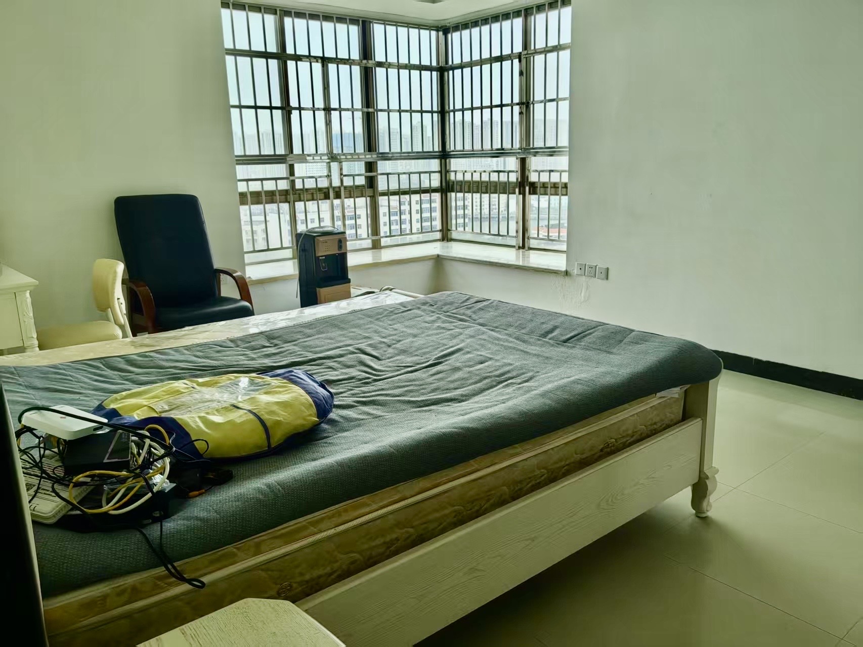 市政花园 1室0厅0卫 3000.0元/月 市政花园 1室0厅0卫 3000.0元/月室内图