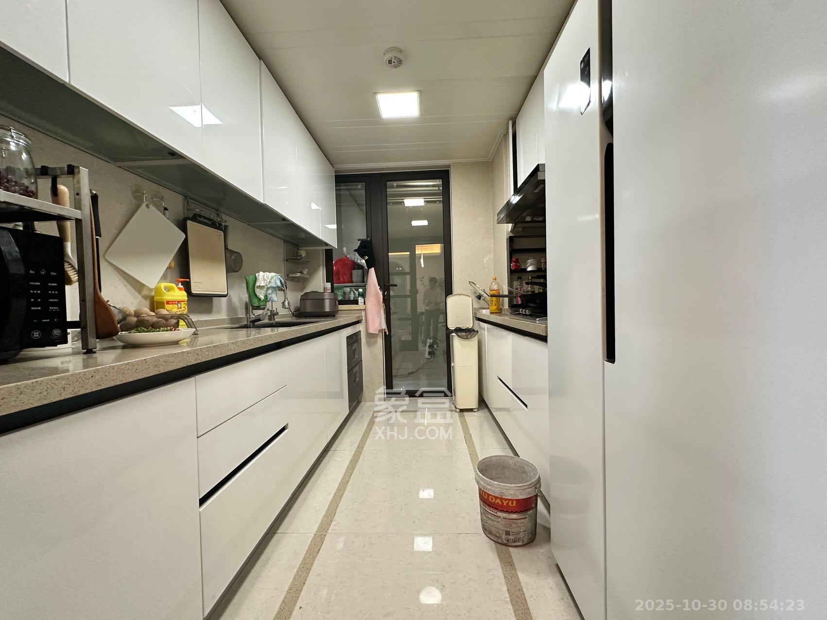 万科紫台  3室2厅1卫    6500.0元/月室内图