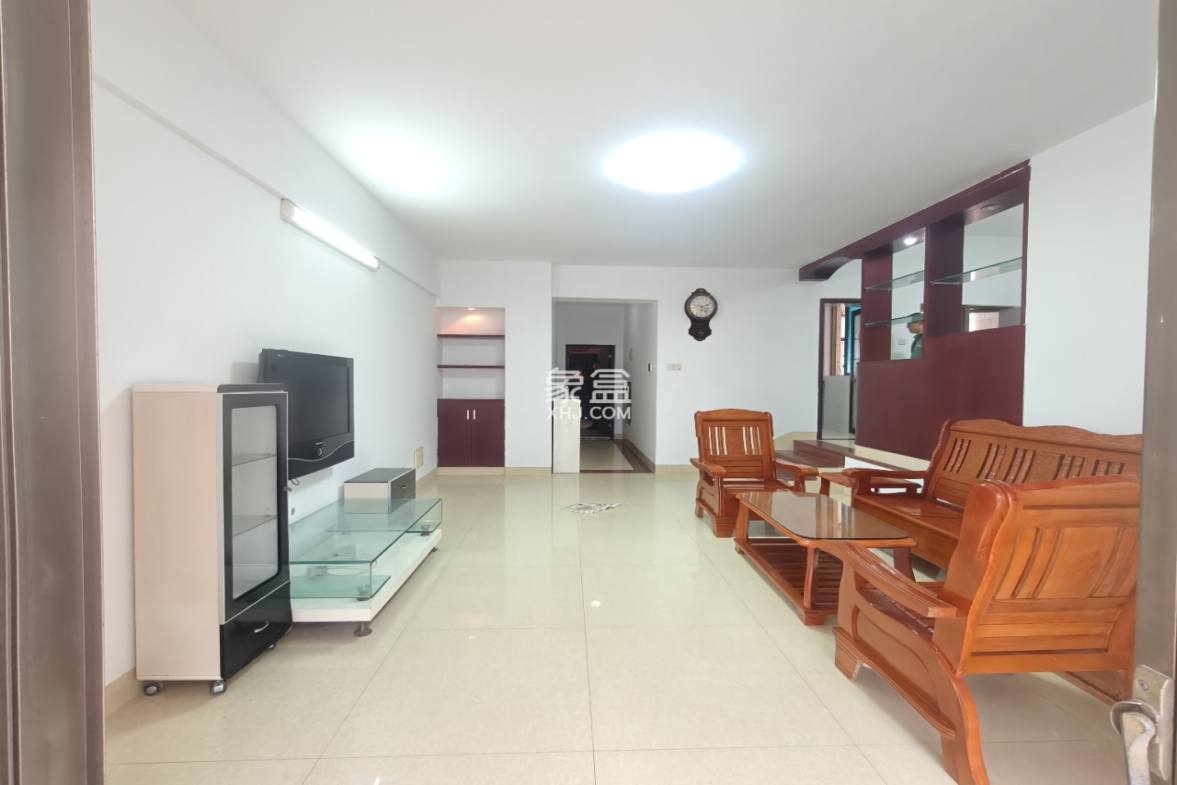 南海绿洲 3室2厅2卫 2900.0元/月 南海绿洲 3室2厅2卫 2900.0元/月室内图