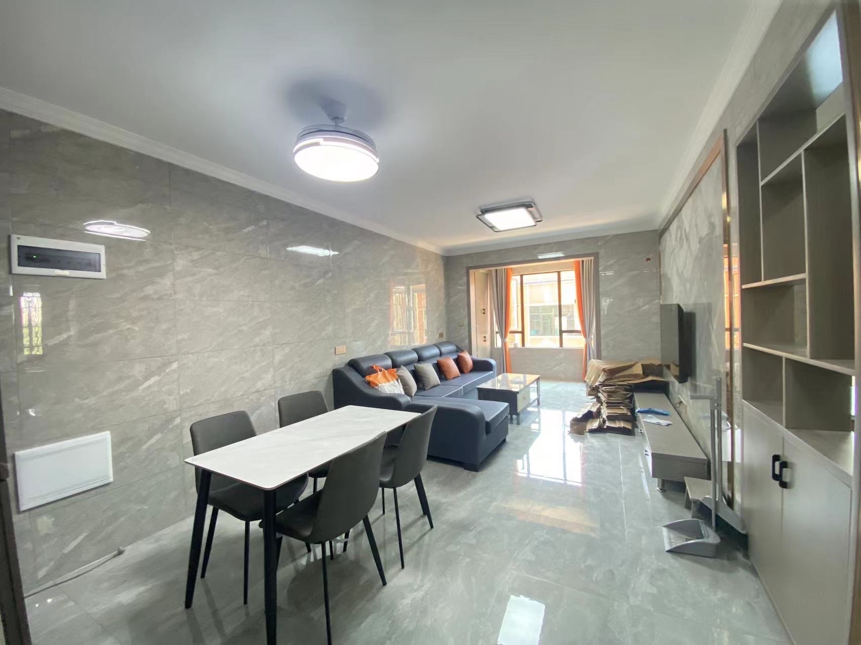 东合新苑  2室2厅1卫    2100.0元/月 东合新苑  2室2厅1卫    2100.0元/月户型图