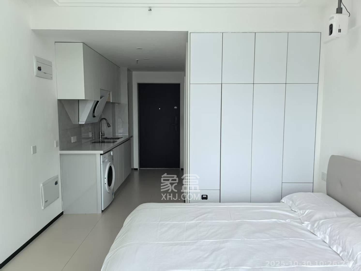 华润置地中心  1室1厅1卫    2200.0元/月 华润置地中心  1室1厅1卫    2200.0元/月室内图