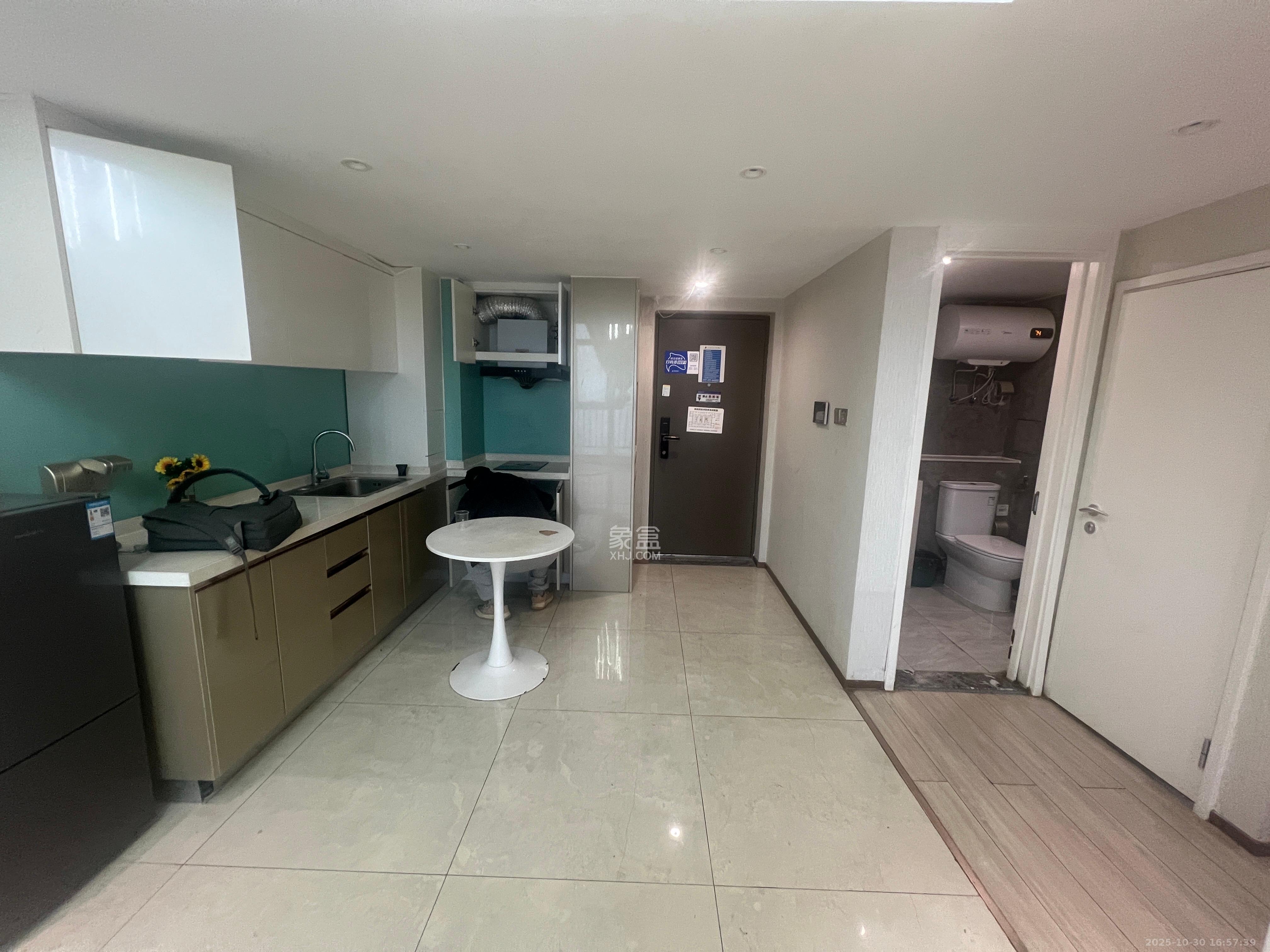 华远华时代  3室2厅2卫    3800.0元/月室内图