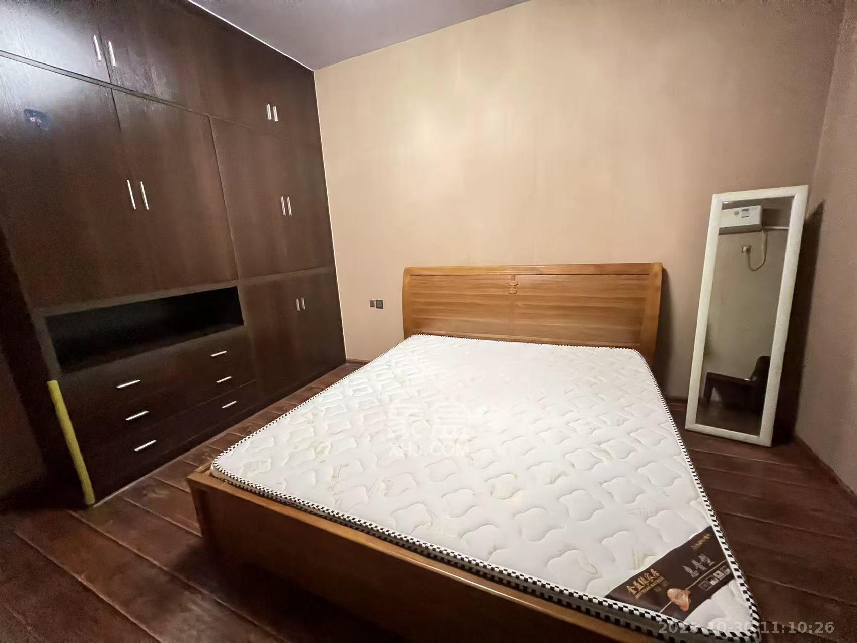 金领家族  2室2厅1卫    2100.0元/月室内图