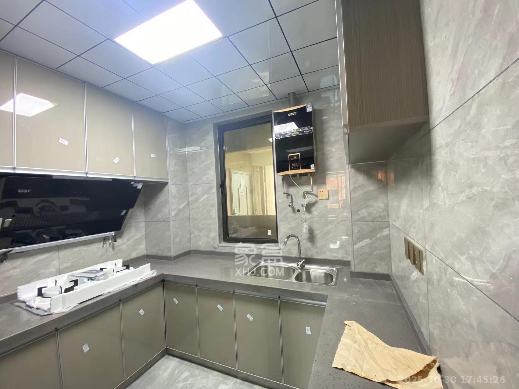 东合新苑  2室2厅1卫    2100.0元/月 东合新苑  2室2厅1卫    2100.0元/月室内图1