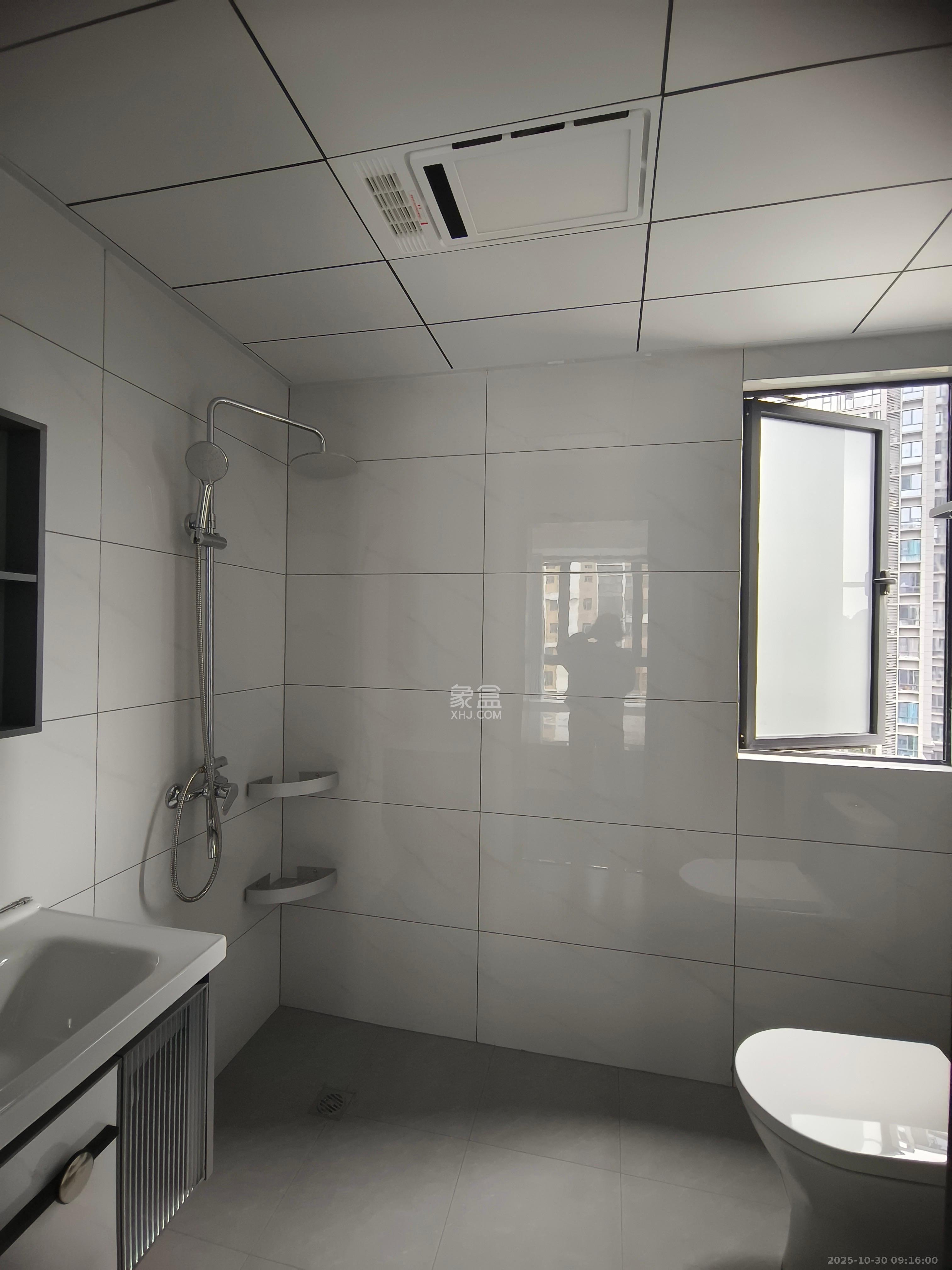 桃花嘉园  3室2厅1卫    2400.0元/月室内图