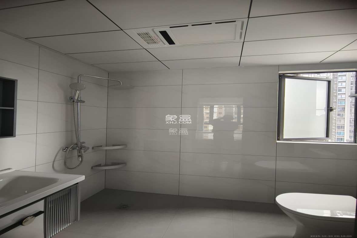 桃花嘉园 3室2厅1卫 2400.0元/月 桃花嘉园 3室2厅1卫 2400.0元/月室内图