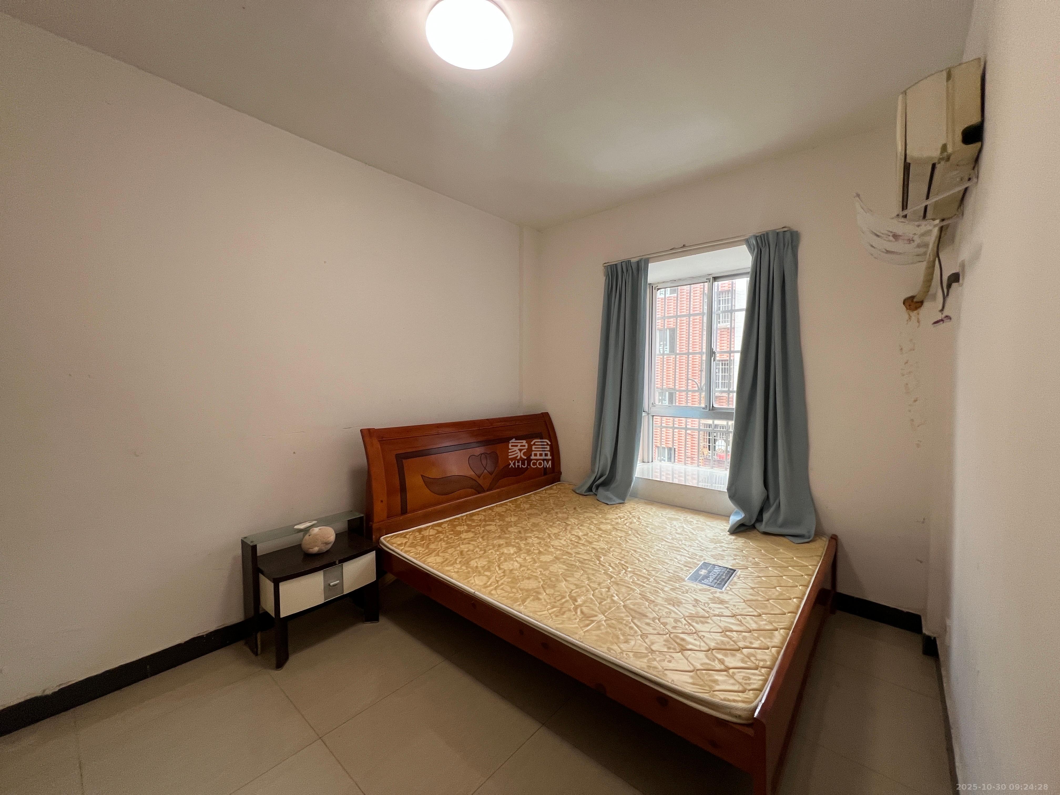 火星三片（月桂社区）  2室1厅1卫    1400.0元/月室内图