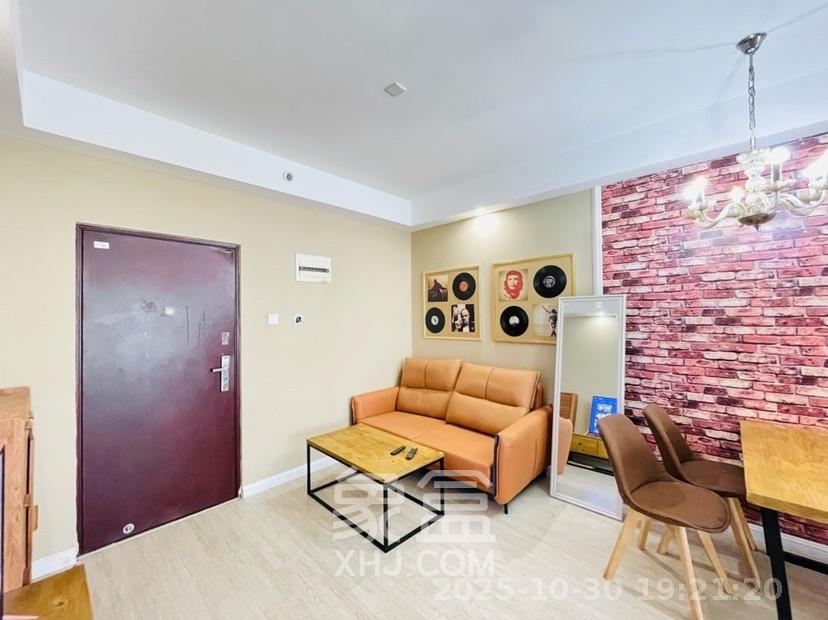 地质家园一、二期（地泰人民公馆）  1室1厅1卫    2200.0元/月室内图