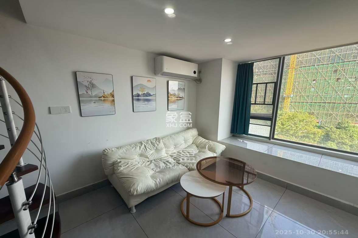 佳兆业云顶都汇 1室0厅0卫 1600.0元/月 佳兆业云顶都汇 1室0厅0卫 1600.0元/月室内图