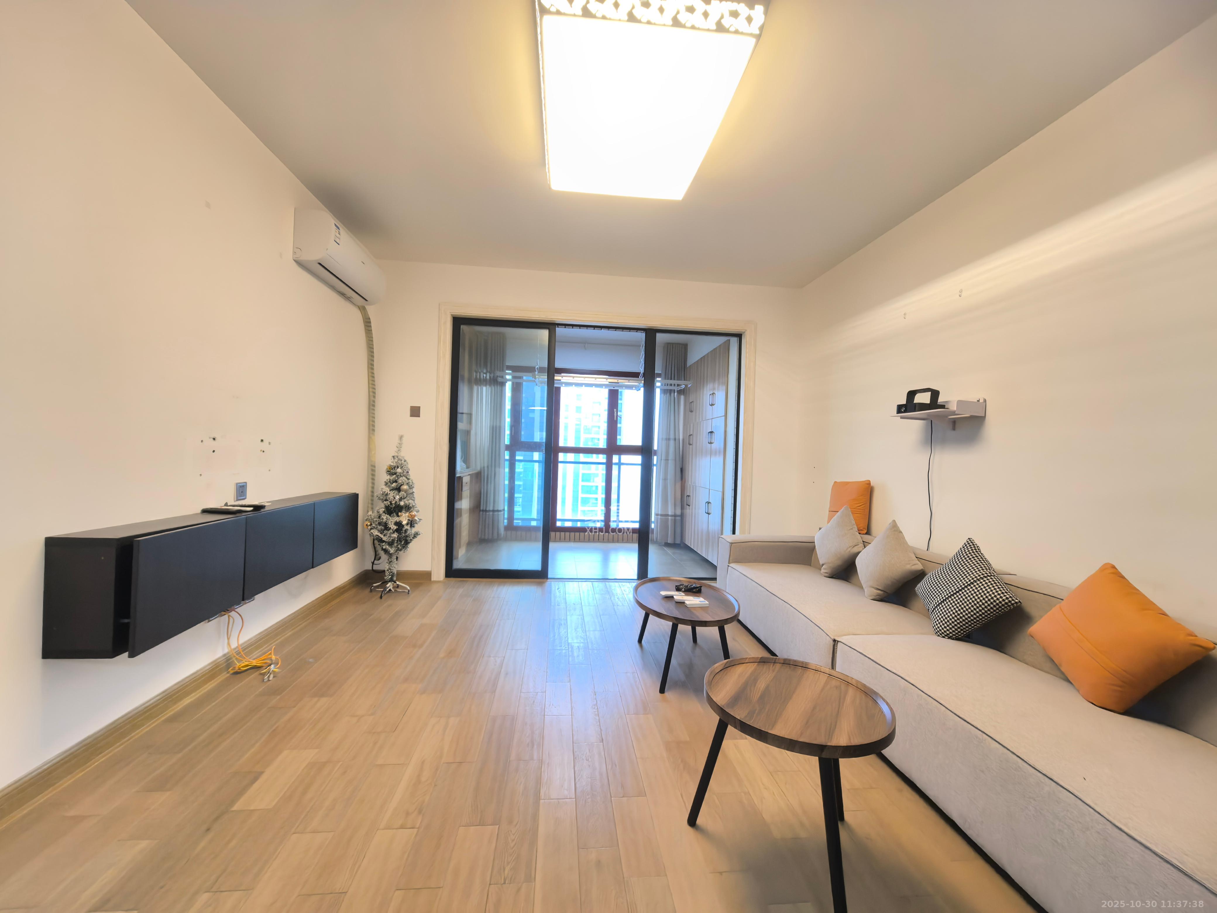 北京御园一二期(国泰嘉园)  3室2厅2卫    2500.0元/月 北京御园一二期(国泰嘉园)  3室2厅2卫    2500.0元/月室内图