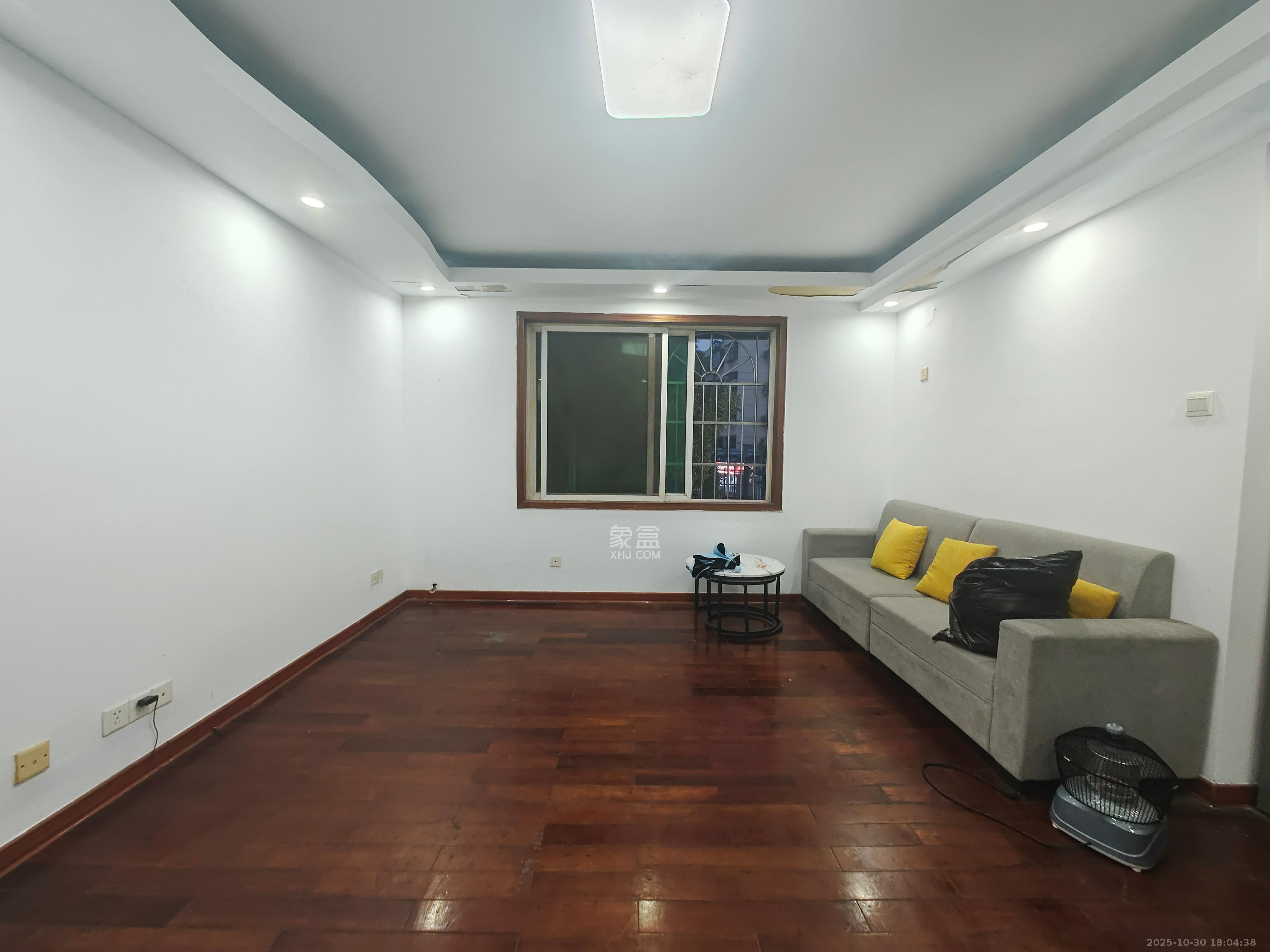 广厦新苑 2室2厅1卫 1800.0元/月 广厦新苑 2室2厅1卫 1800.0元/月室内图