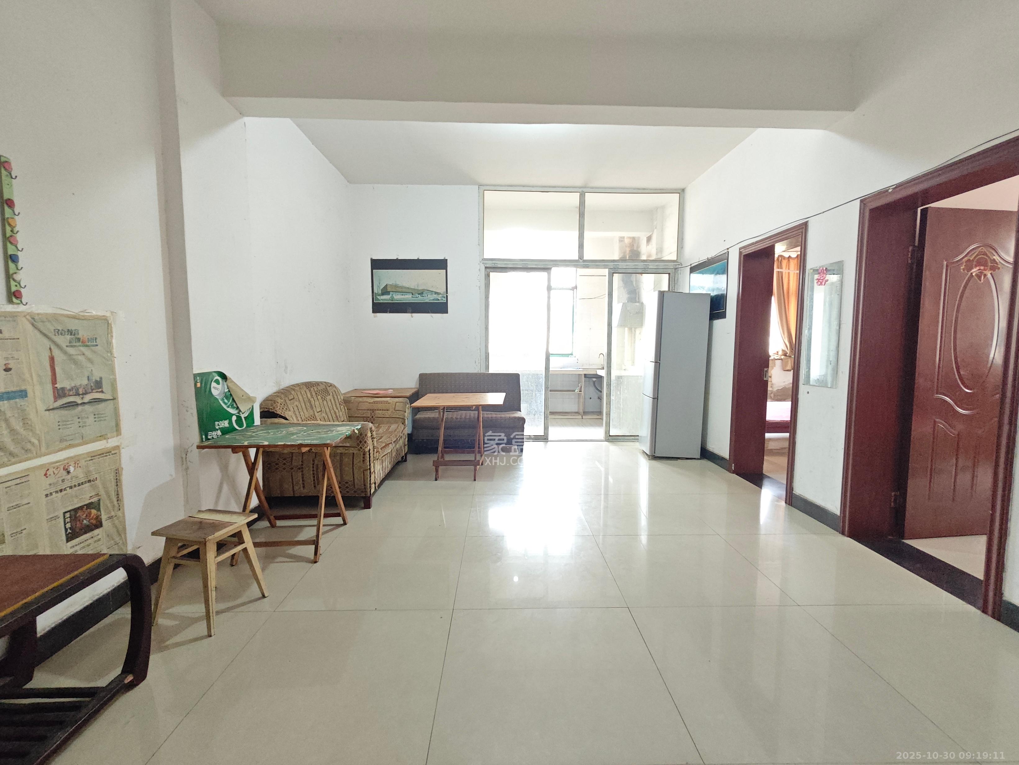 星沙国际物流园/泉星社区  2室2厅1卫    850.0元/月室内图