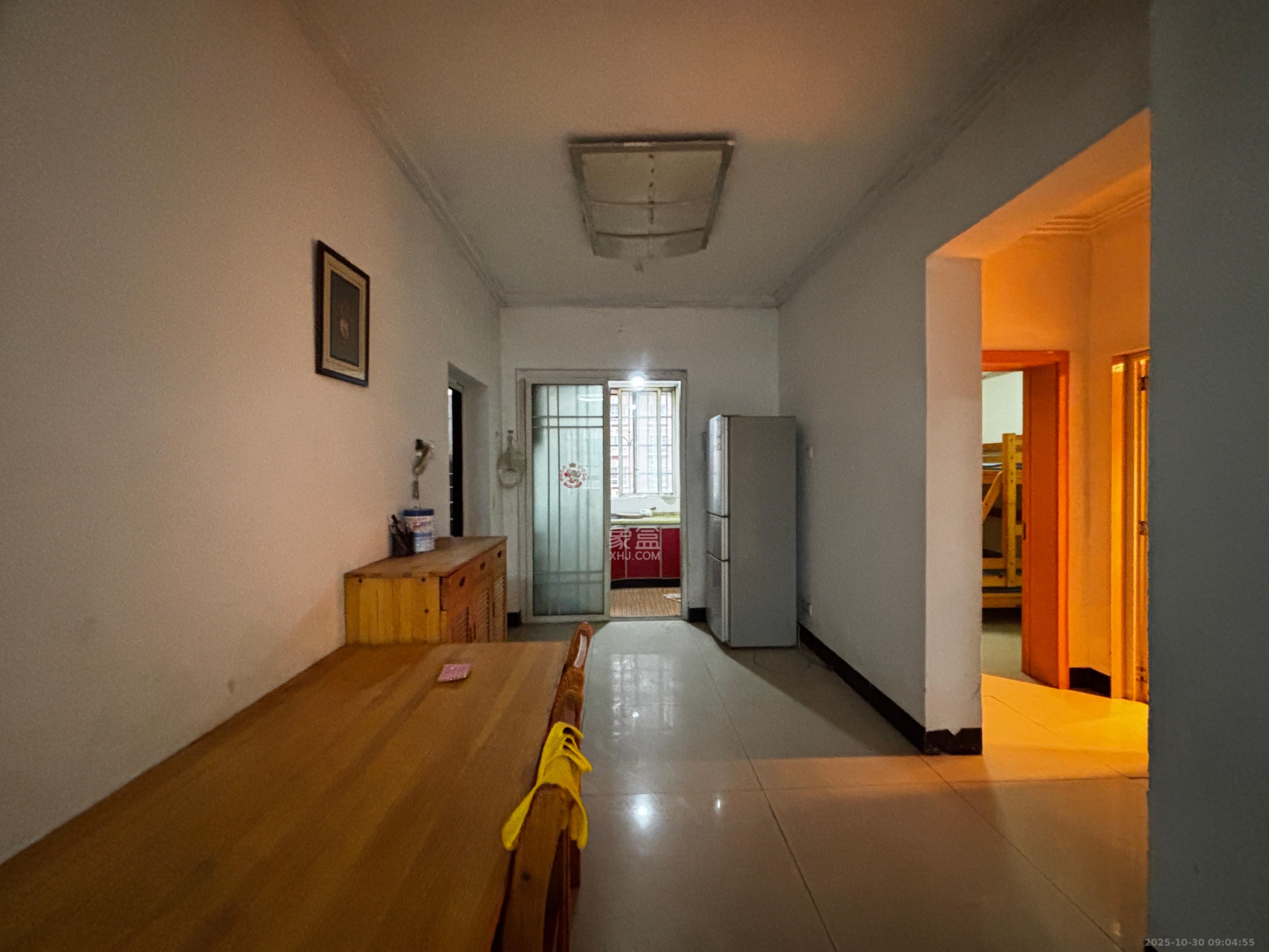 东城名苑  2室2厅1卫    1400.0元/月 东城名苑  2室2厅1卫    1400.0元/月室内图