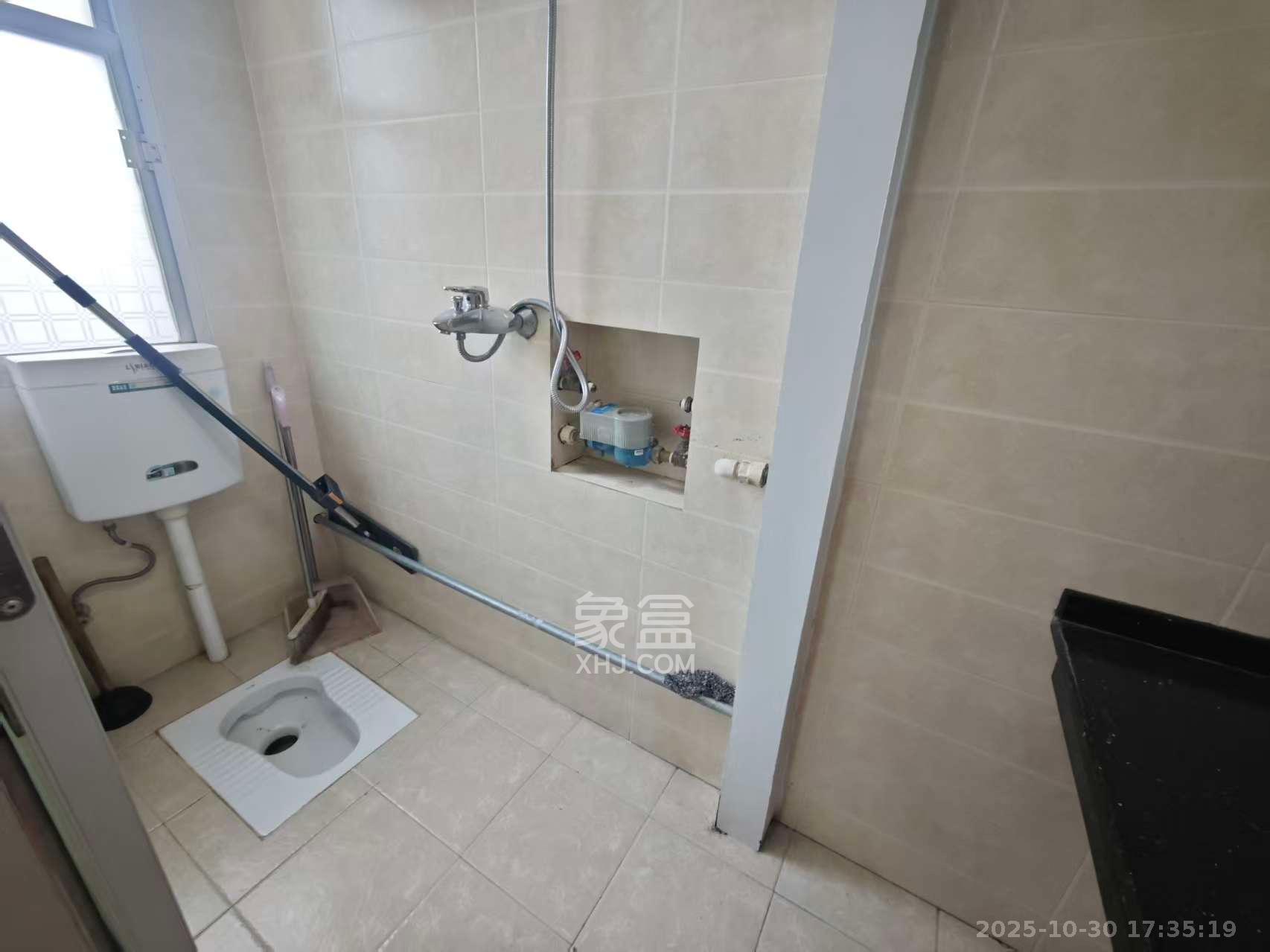 湖南省农业厅  2室1厅1卫    2500.0元/月 湖南省农业厅  2室1厅1卫    2500.0元/月室内图1