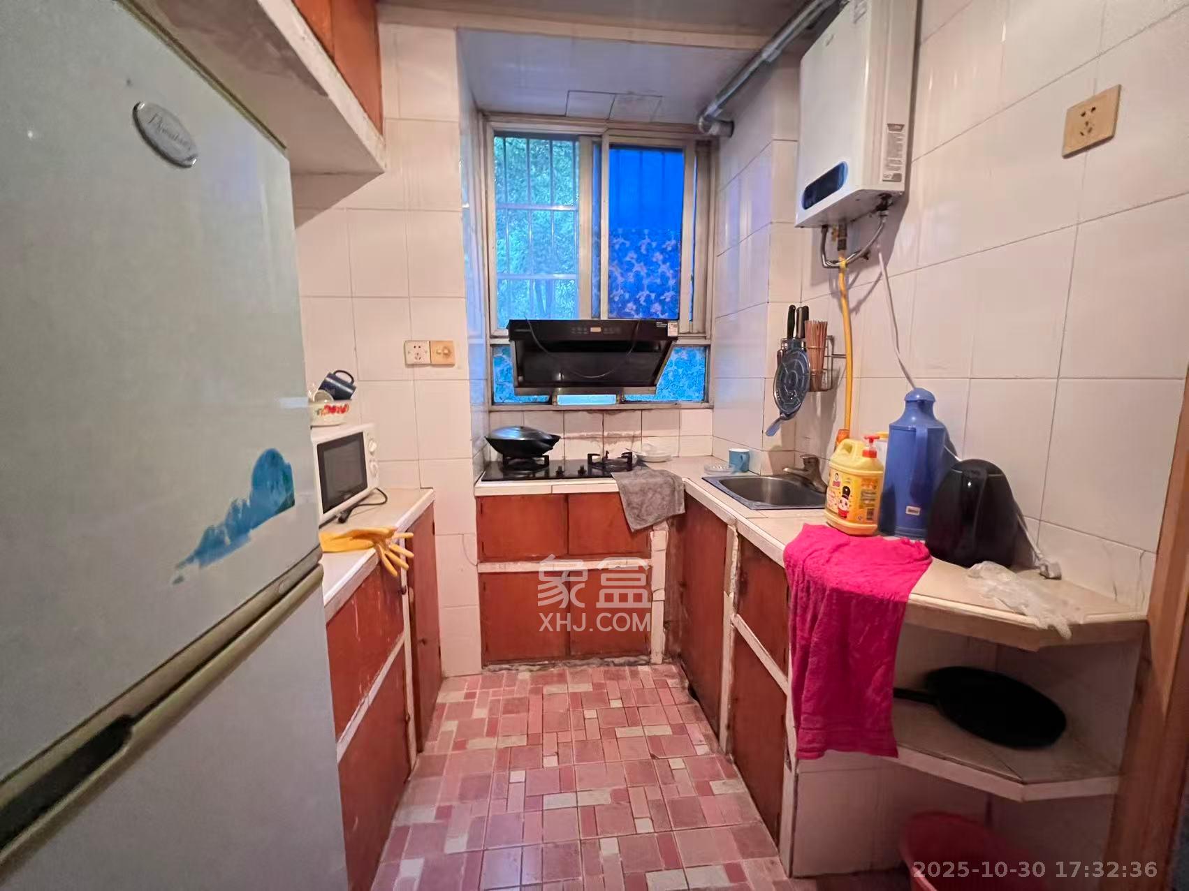 中铁五局家属院（韶山北路295号）  2室1厅1卫    1500.0元/月室内图