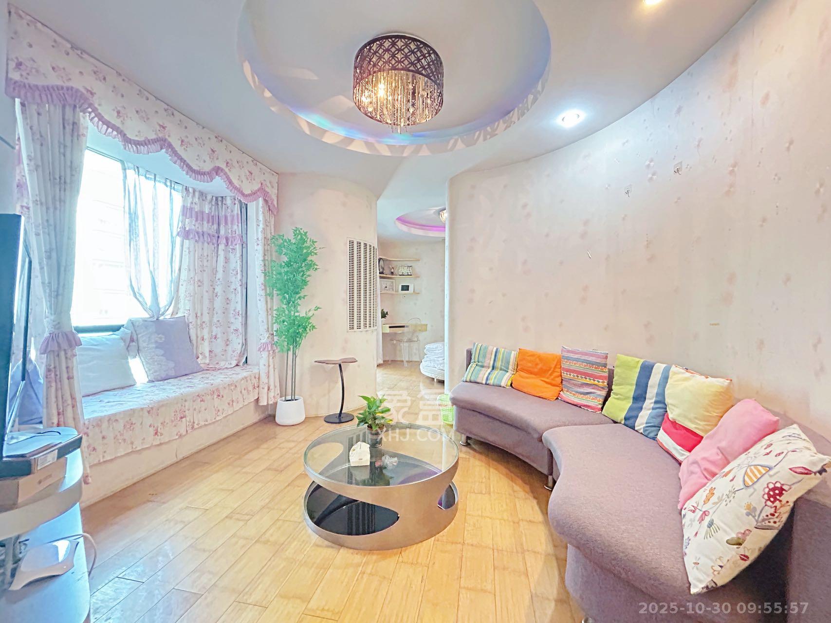 华盛新外滩  1室1厅1卫    2000.0元/月 华盛新外滩  1室1厅1卫    2000.0元/月