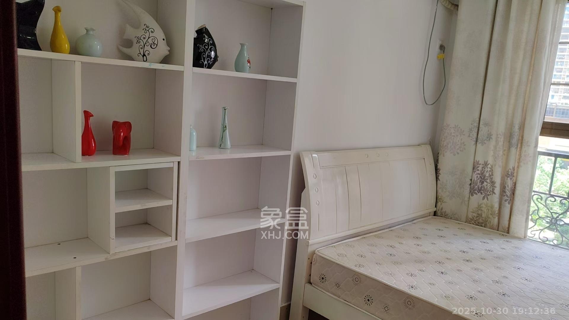 江山帝景哈佛  4室2厅2卫    2600.0元/月 江山帝景哈佛  4室2厅2卫    2600.0元/月室内图1