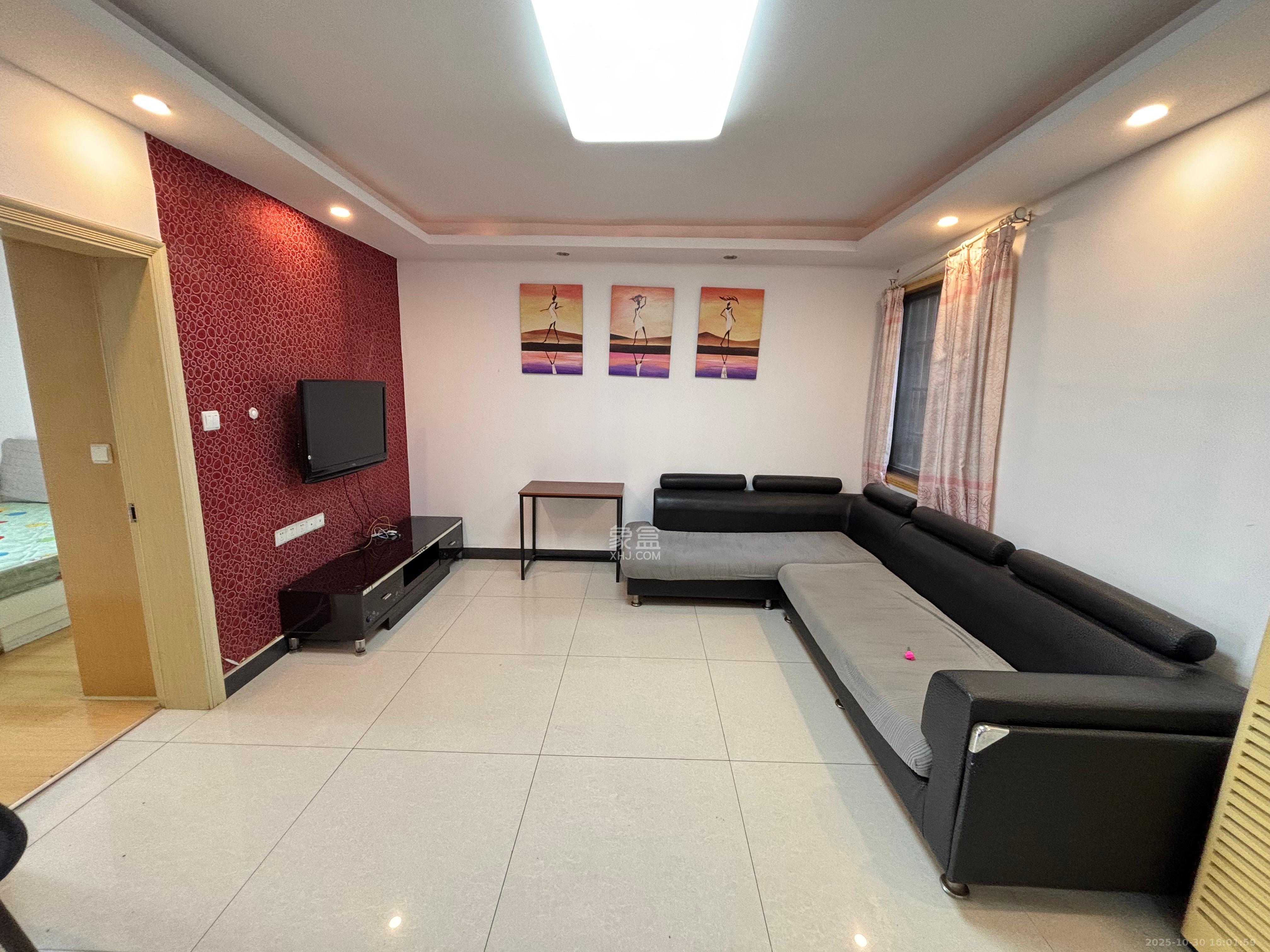 层上观邸  3室2厅1卫    2200.0元/月 层上观邸  3室2厅1卫    2200.0元/月