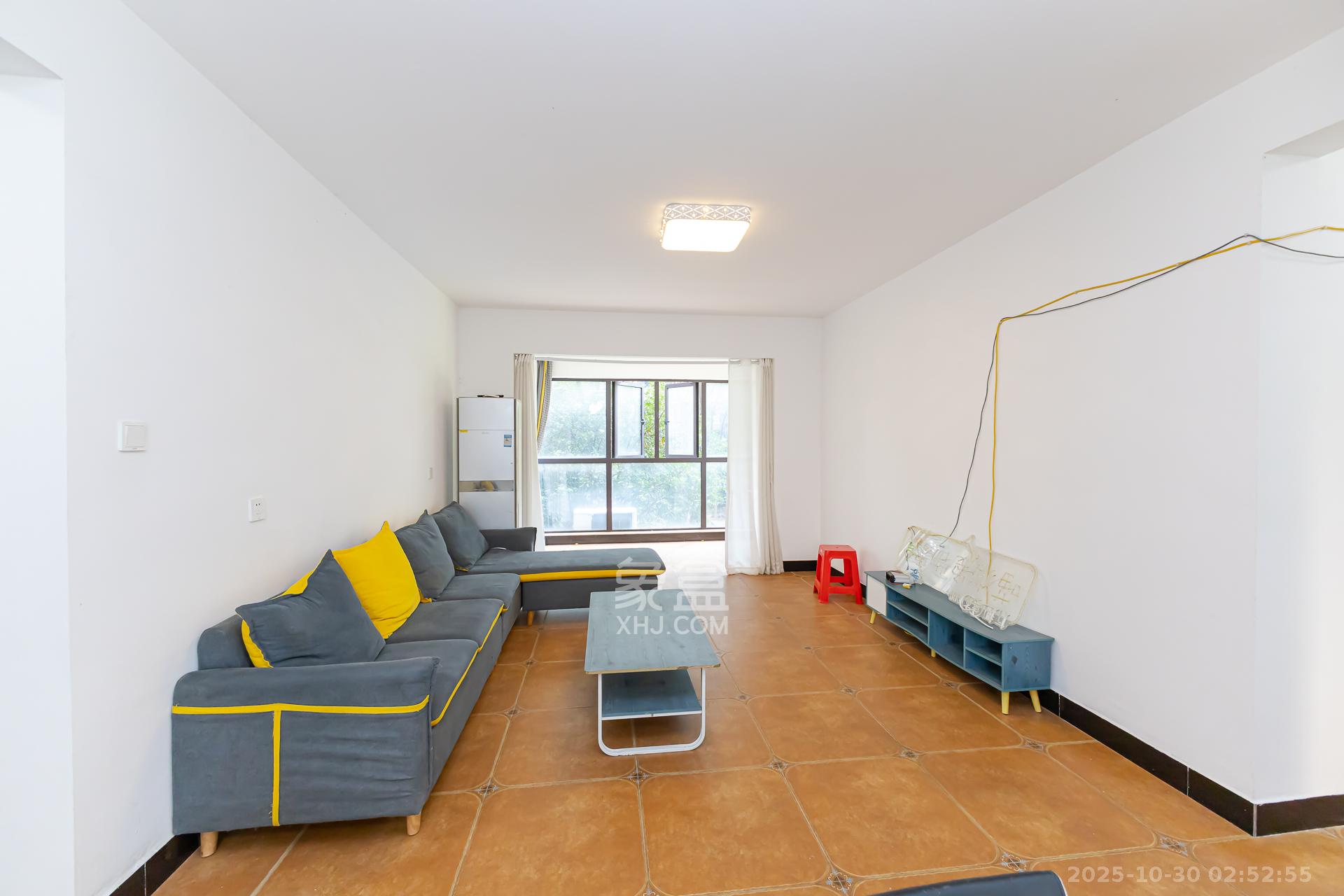 勤诚达境界城 3室2厅2卫 80.8万 勤诚达境界城 3室2厅2卫 80.8万客厅