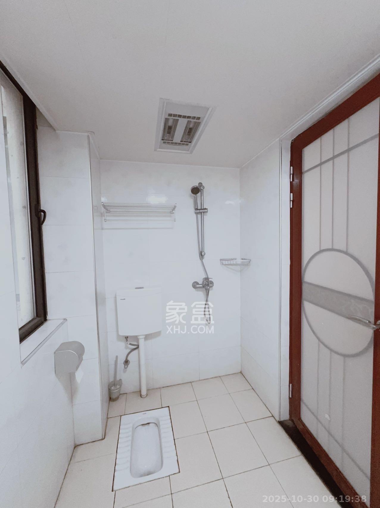 博林金谷  1室2厅1卫    3000.0元/月室内图