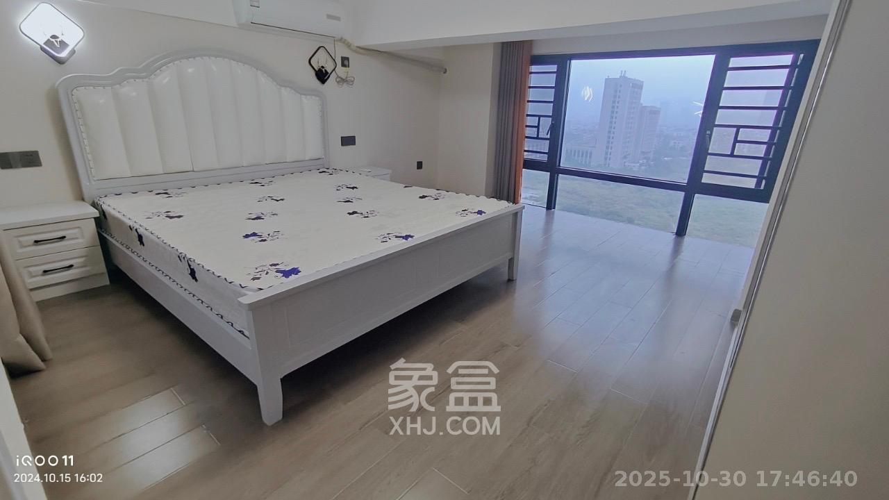 振业城三期  1室0厅0卫    2500.0元/月 振业城三期  1室0厅0卫    2500.0元/月室内图