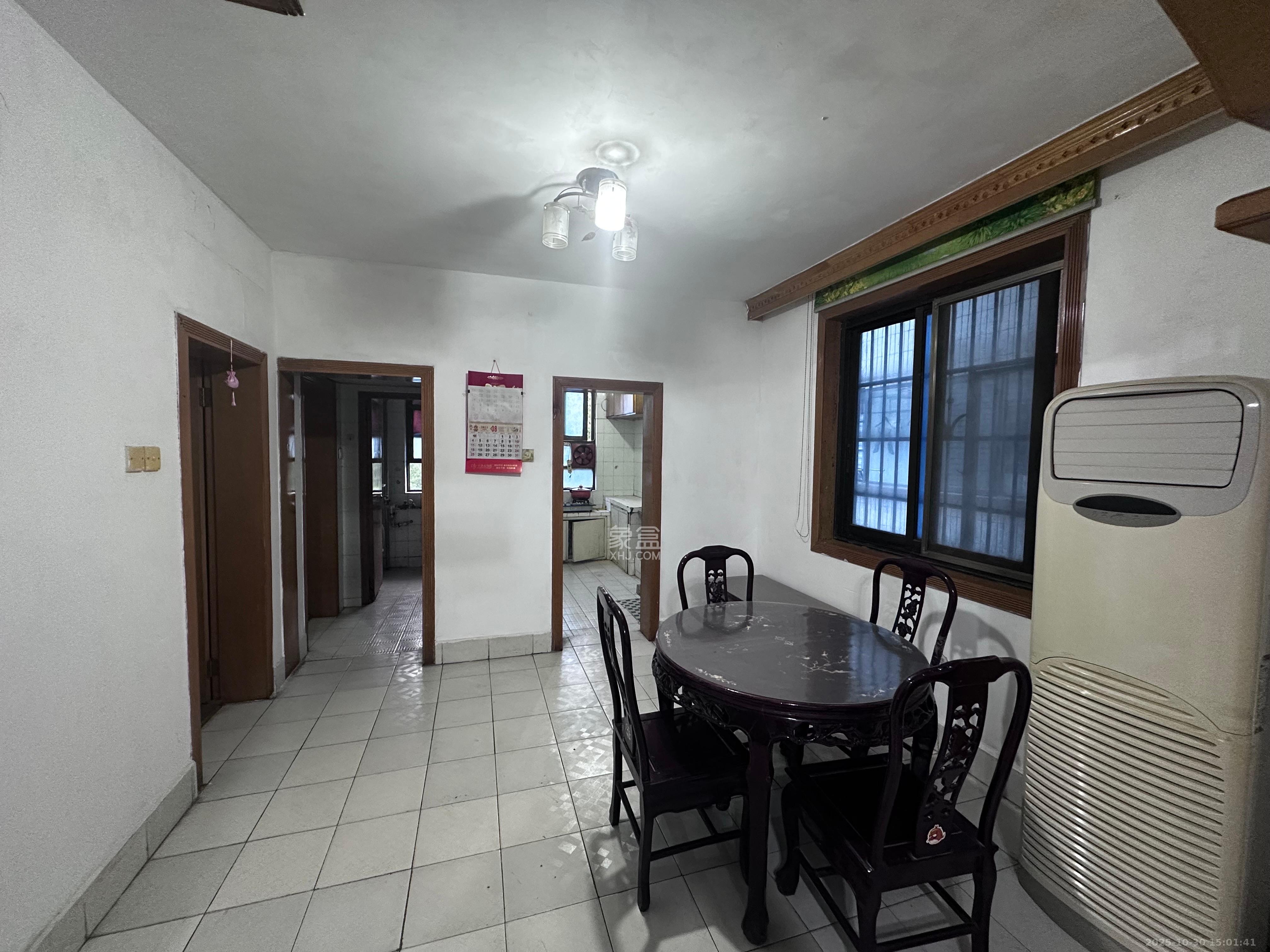 紫薇公寓  3室2厅1卫    1800.0元/月室内图