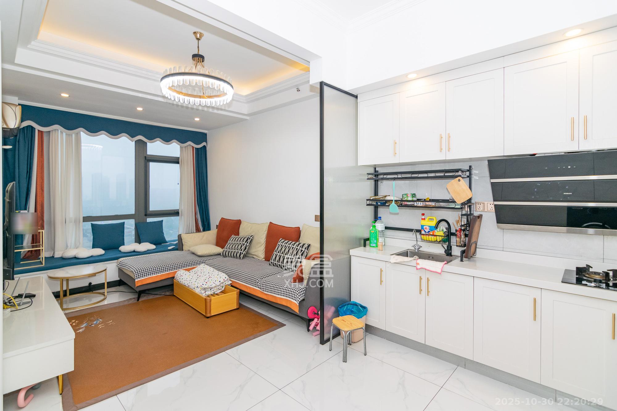 正荣财富中心  1室1厅1卫    38.0万其他