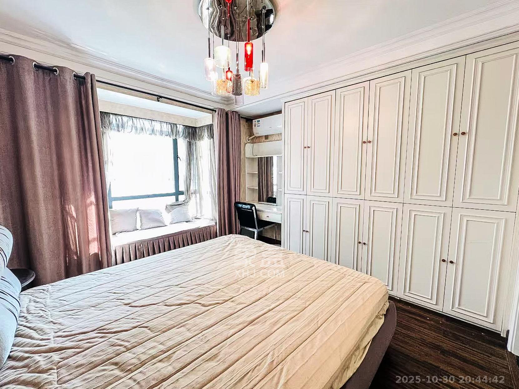 西子花苑  3室2厅2卫    150.0万 西子花苑  3室2厅2卫    150.0万卧室