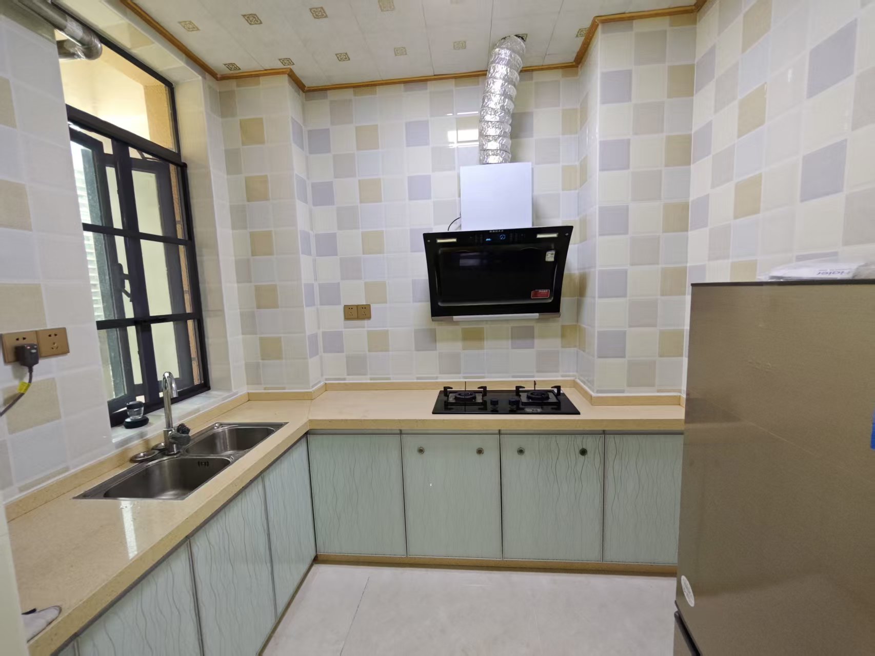 国兴城(A区) 1室0厅0卫 3000.0元/月 国兴城(A区) 1室0厅0卫 3000.0元/月室内图