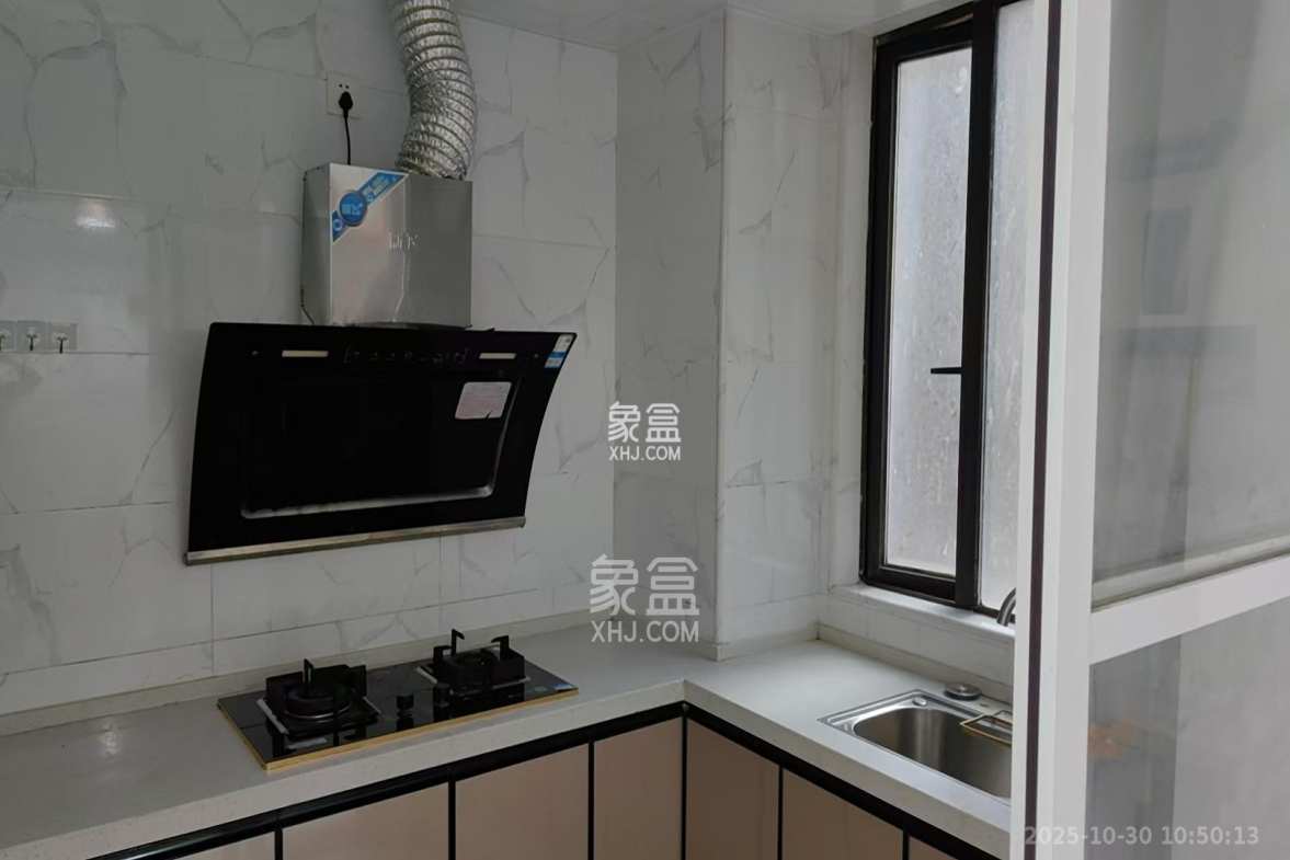 长燃新奥佳园  3室2厅2卫    2300.0元/月 长燃新奥佳园  3室2厅2卫    2300.0元/月室内图