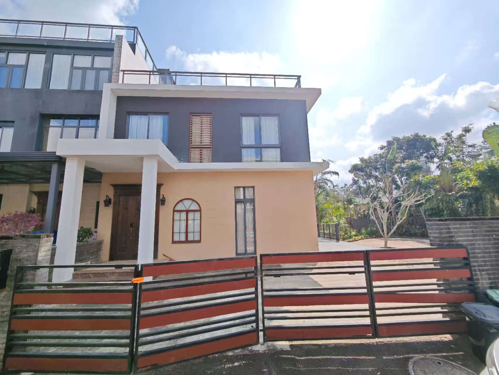 鸿洲江山  7室4厅3卫    18000.0元/月室内图