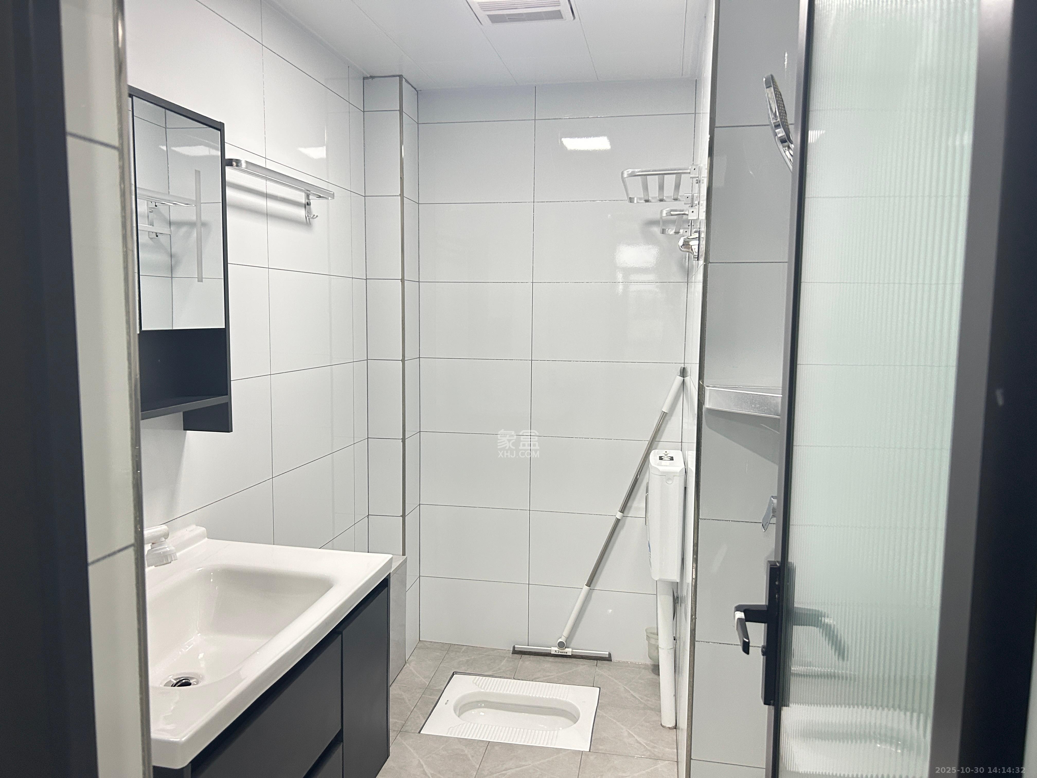 果遇微住宅(筑安雅居)  1室1厅1卫    2000.0元/月 果遇微住宅(筑安雅居)  1室1厅1卫    2000.0元/月室内图