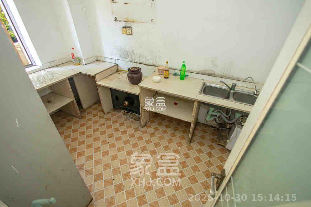 阳光紫薇园  4室2厅2卫    2200.0元/月室内图