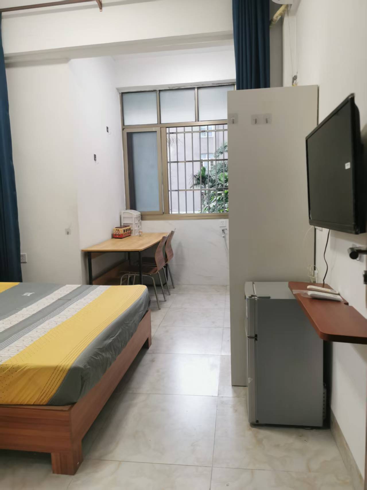 傍海小区  1室0厅1卫    1000.0元/月室内图