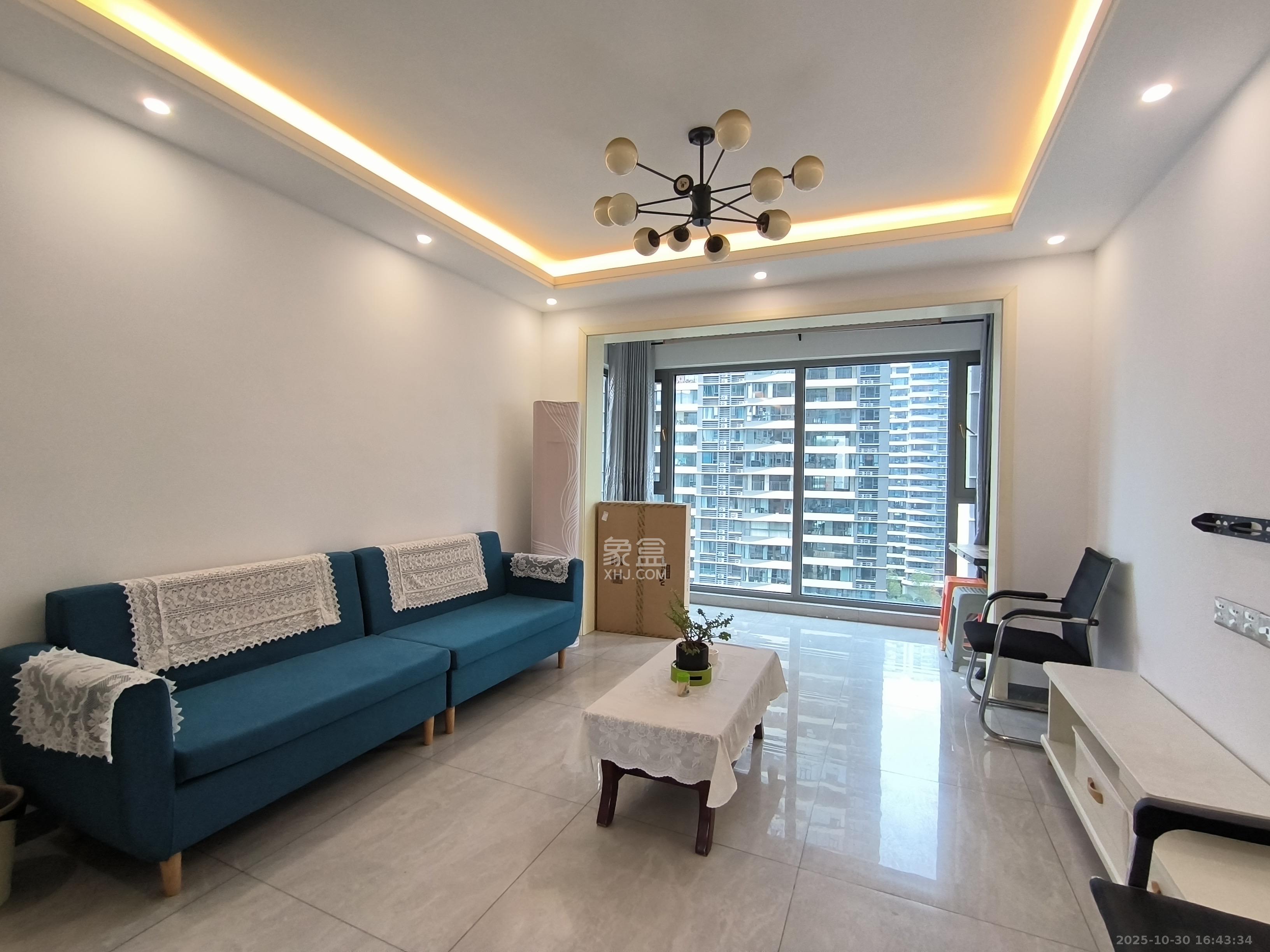 富洲滨江雅苑  3室2厅1卫    3200.0元/月室内图