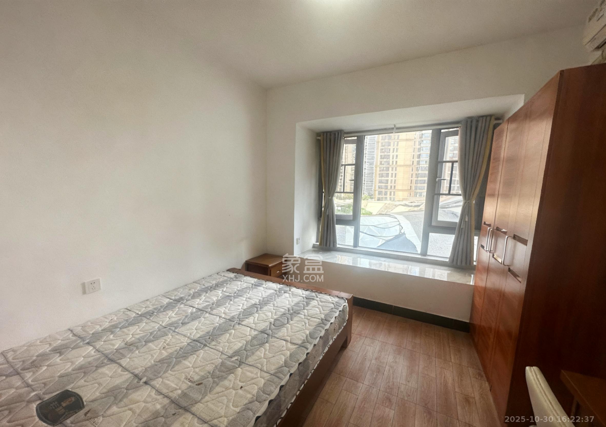 保利天禧D区  3室2厅2卫    3500.0元/月室内图