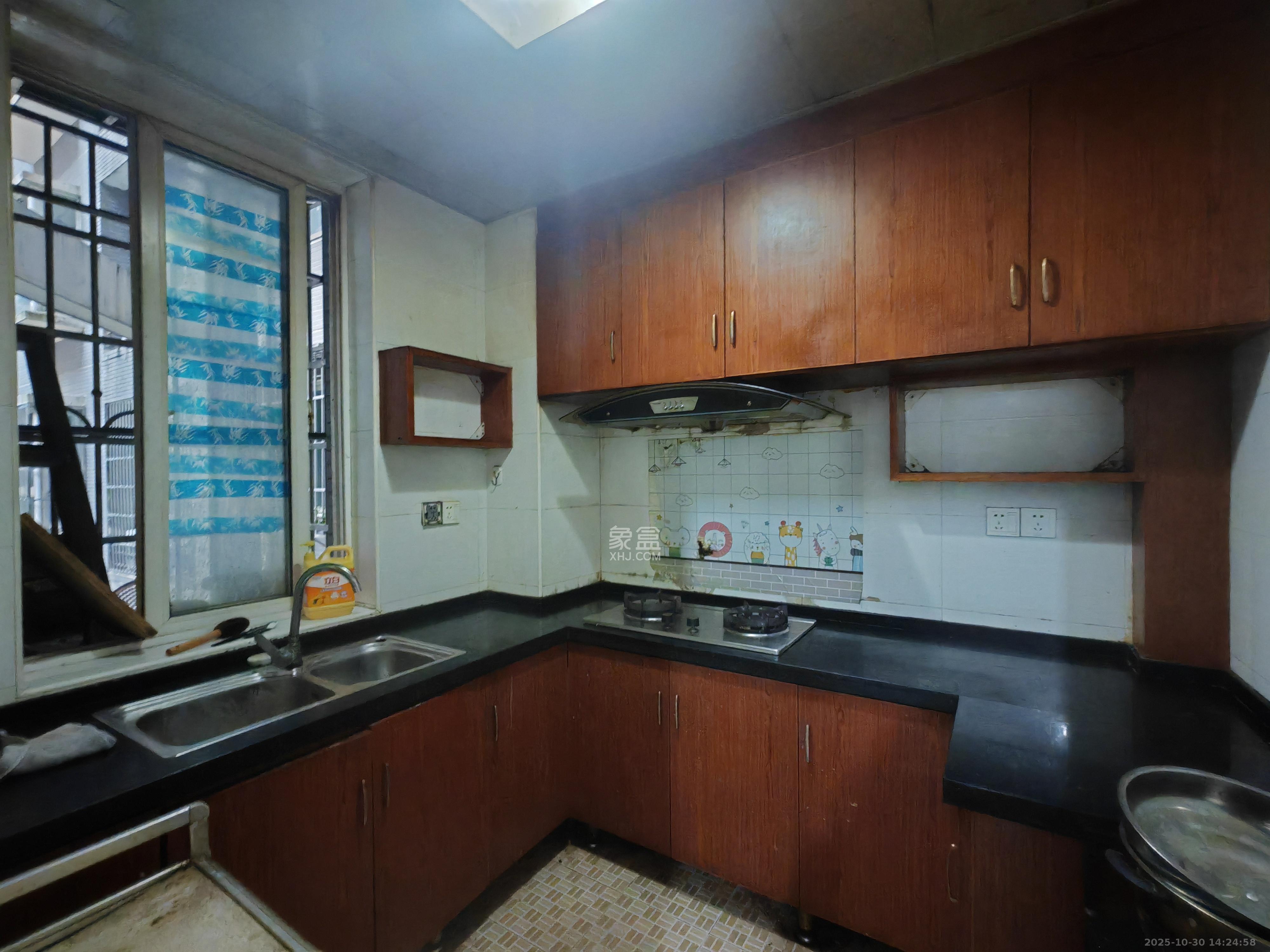 景上鑫苑  3室1厅1卫    1400.0元/月室内图